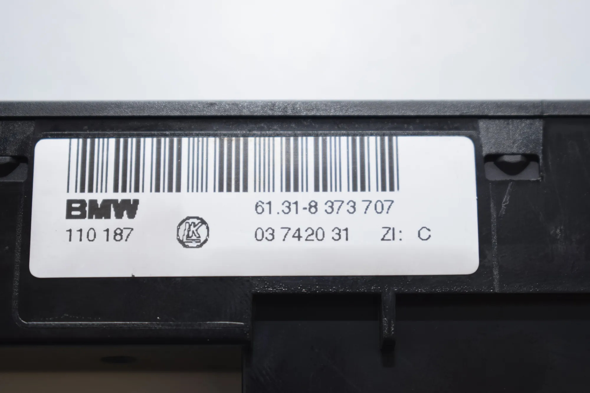 Button Switch Panel – OEM 8373707 · BMW 5 Touring (E39) 530 d 1998 – 4