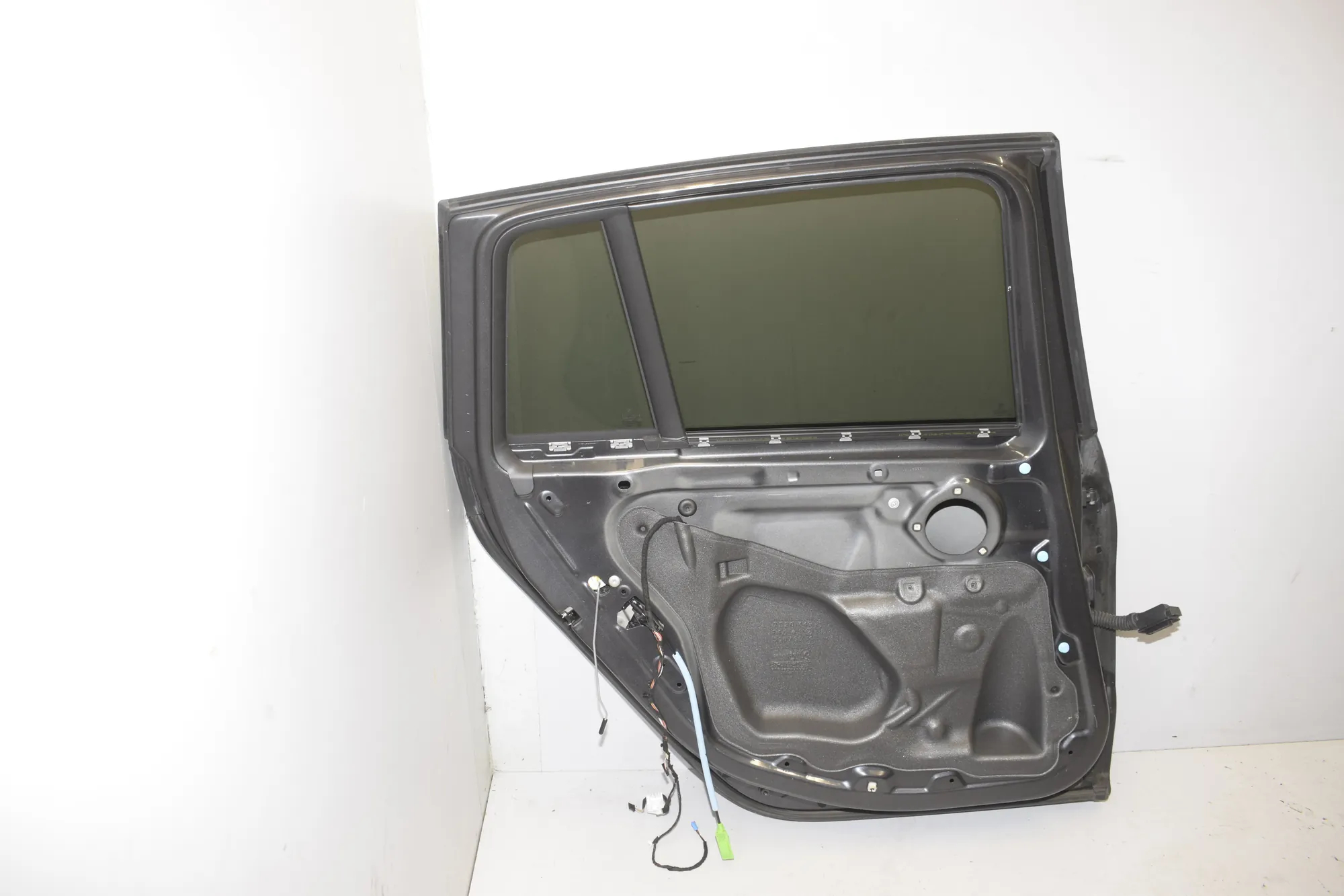 Rear Left Door · BMW 2 Gran Tourer (F46) 216 i 2018 – 4