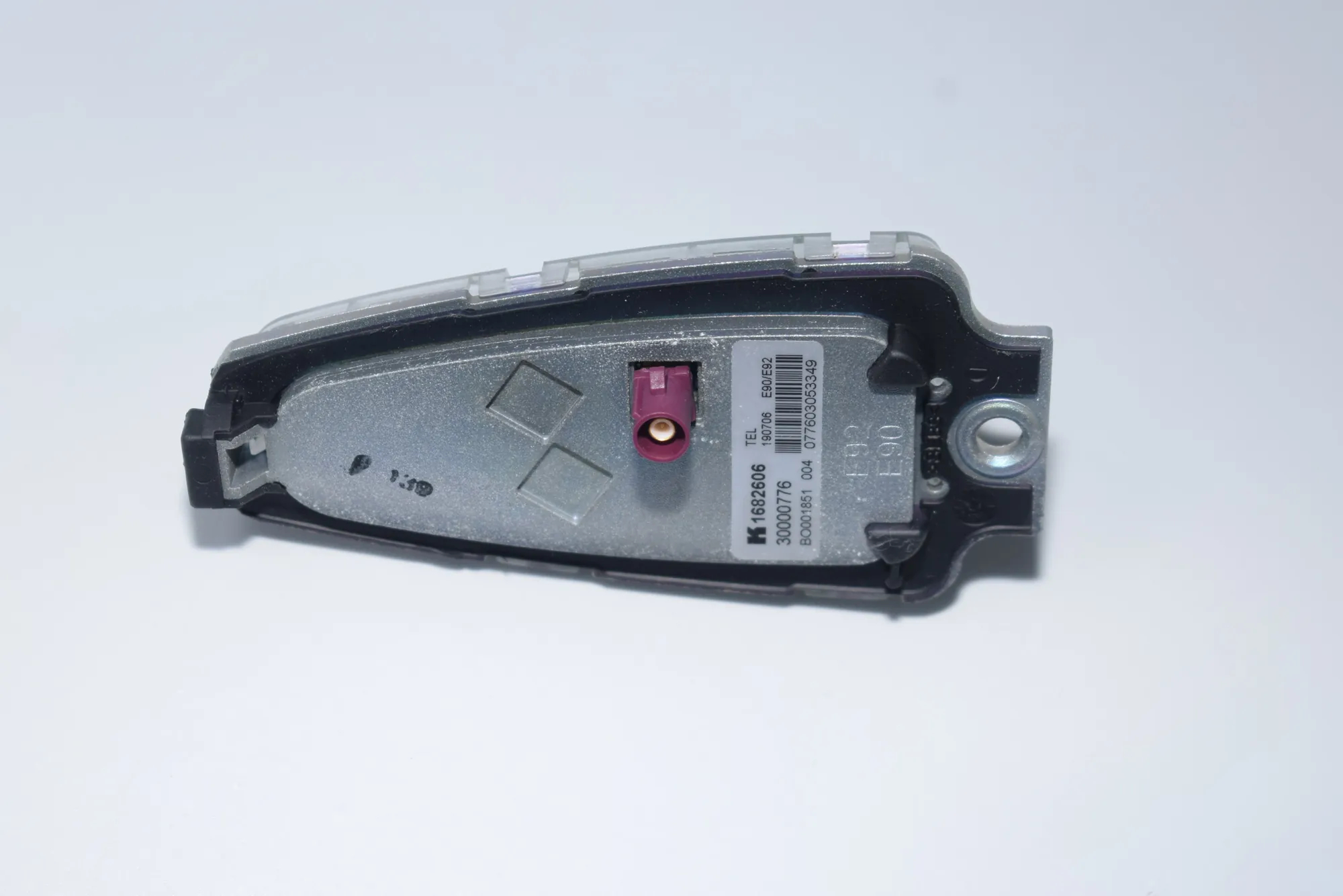Antenna – OEM 6935688 · BMW 3 Coupe (E92) 325 i 2006 – 3
