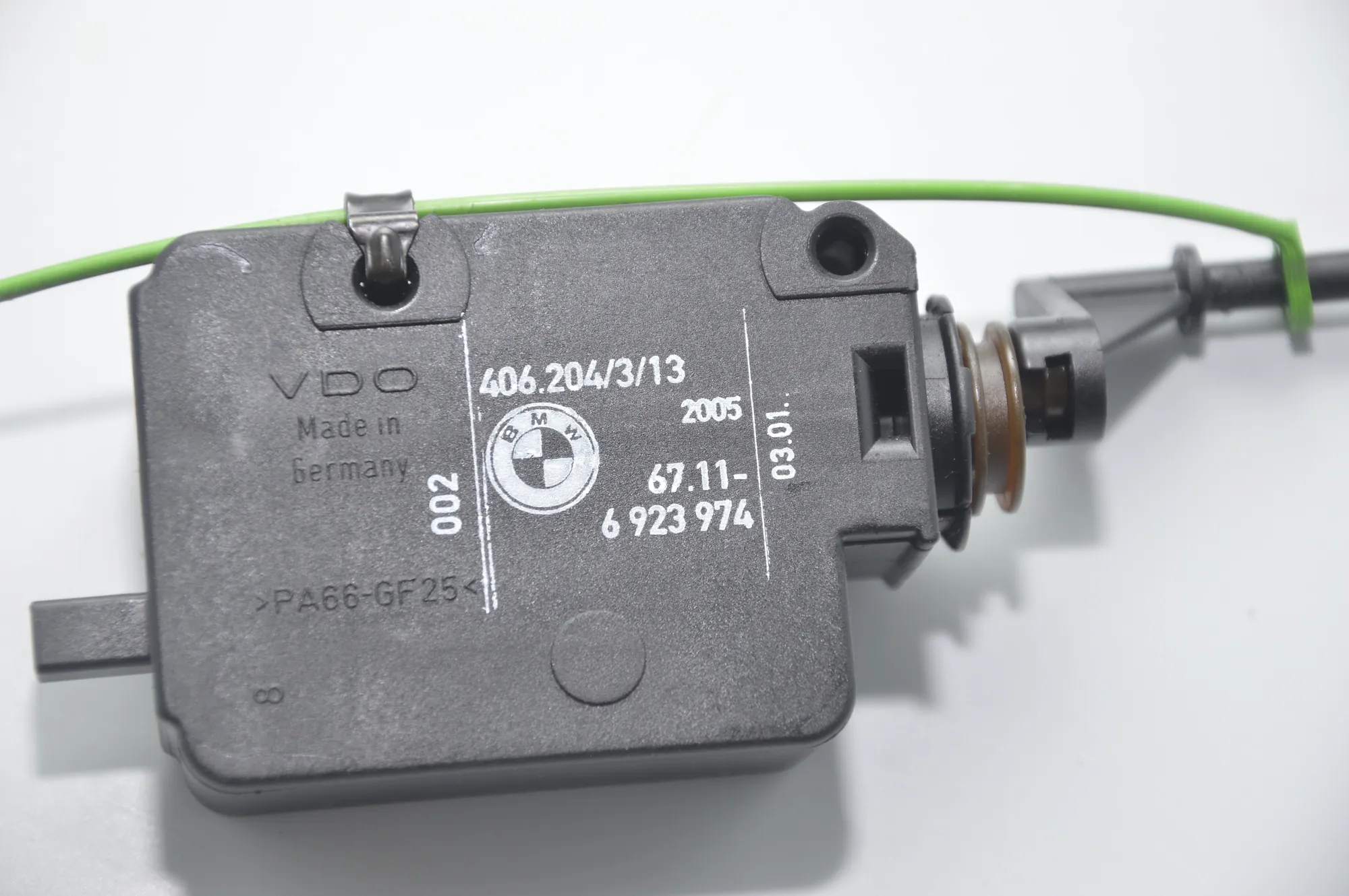Other Control Units – OEM 6923974 · BMW X5 (E53) 4.8 is 2005 – 5