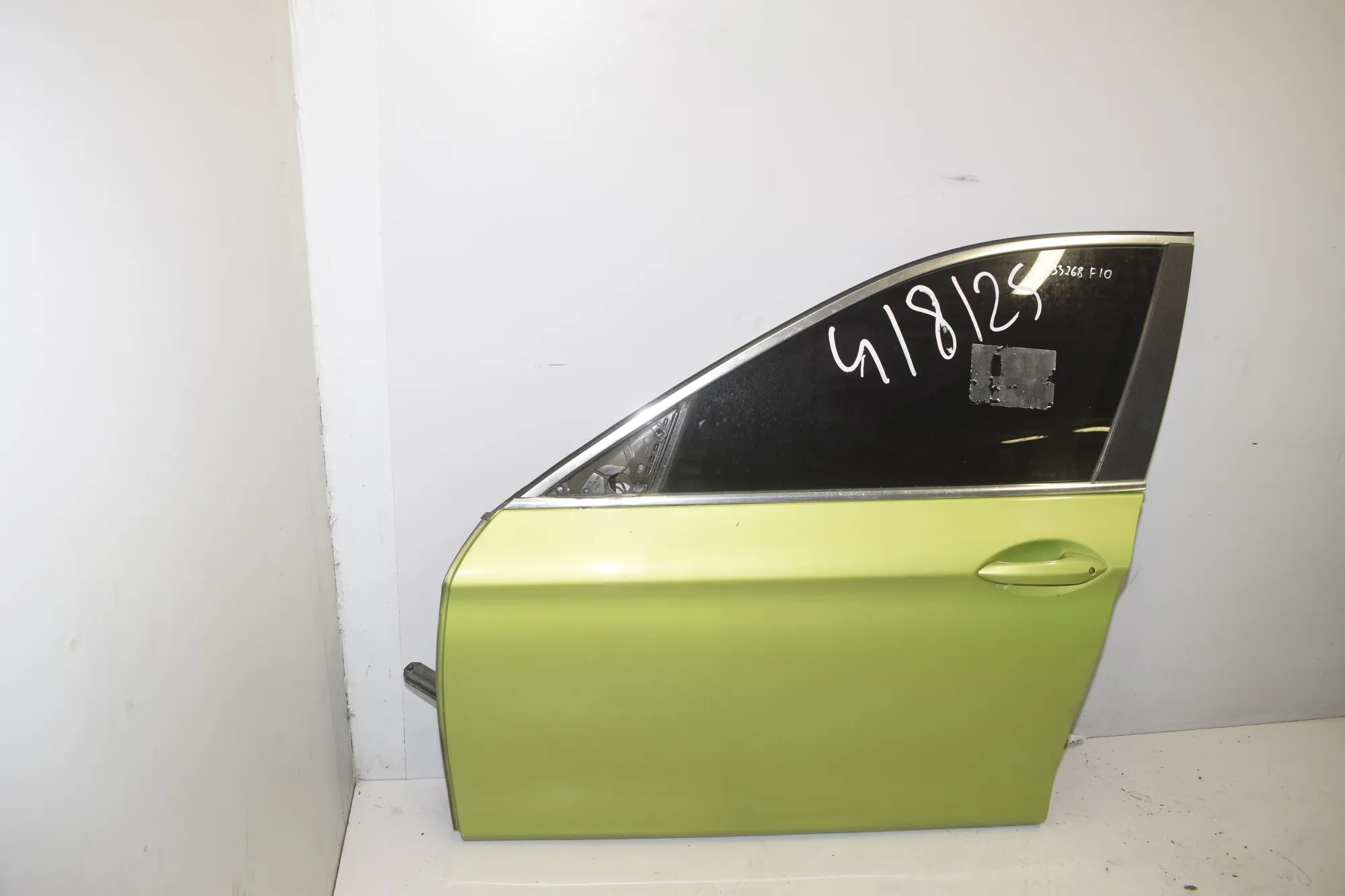 Front Left Door · BMW 5 (F10) 525 d 2010