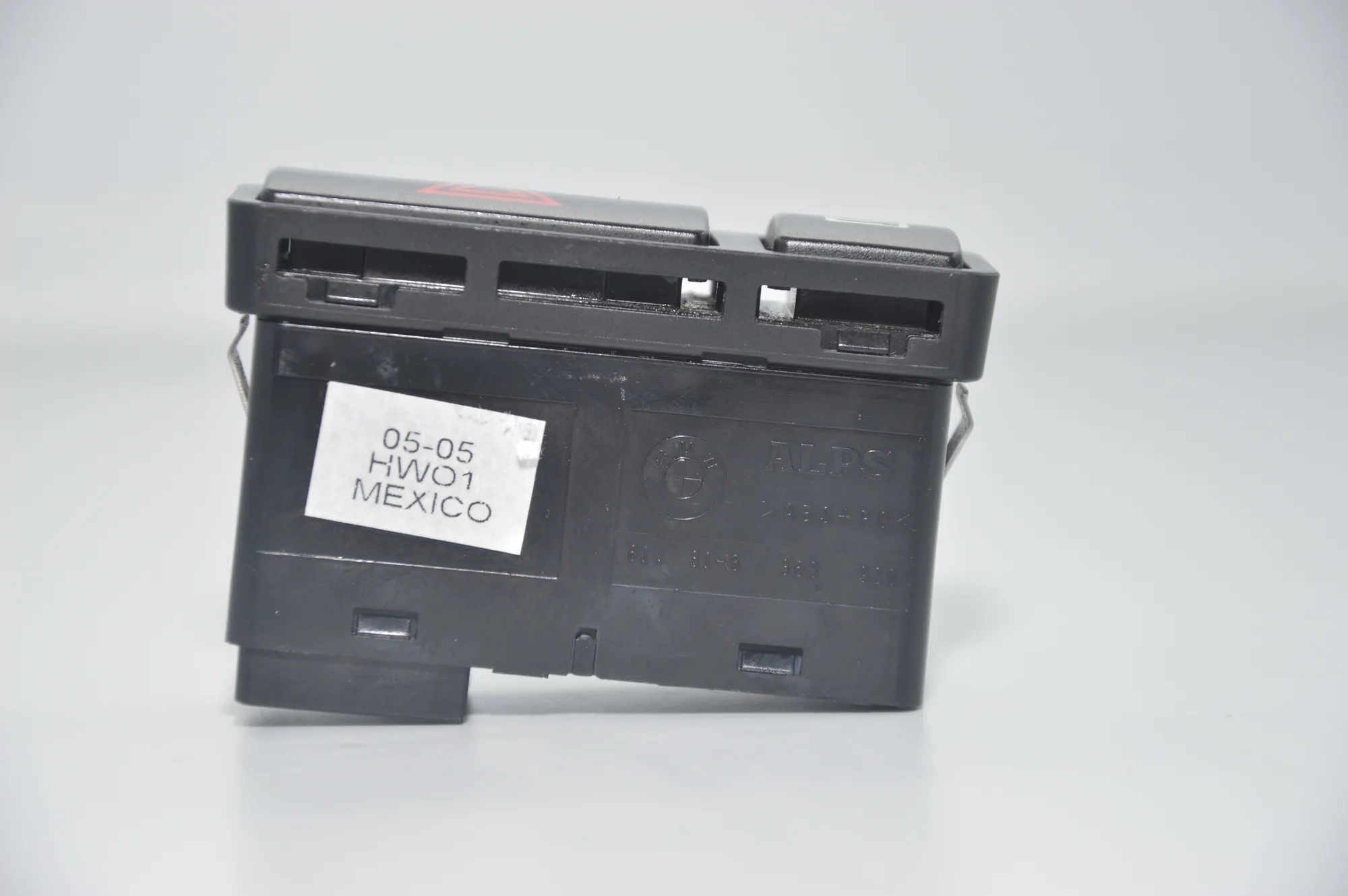 Switches – OEM 8368920 · BMW X5 (E53) 4.8 is 2005 – 2