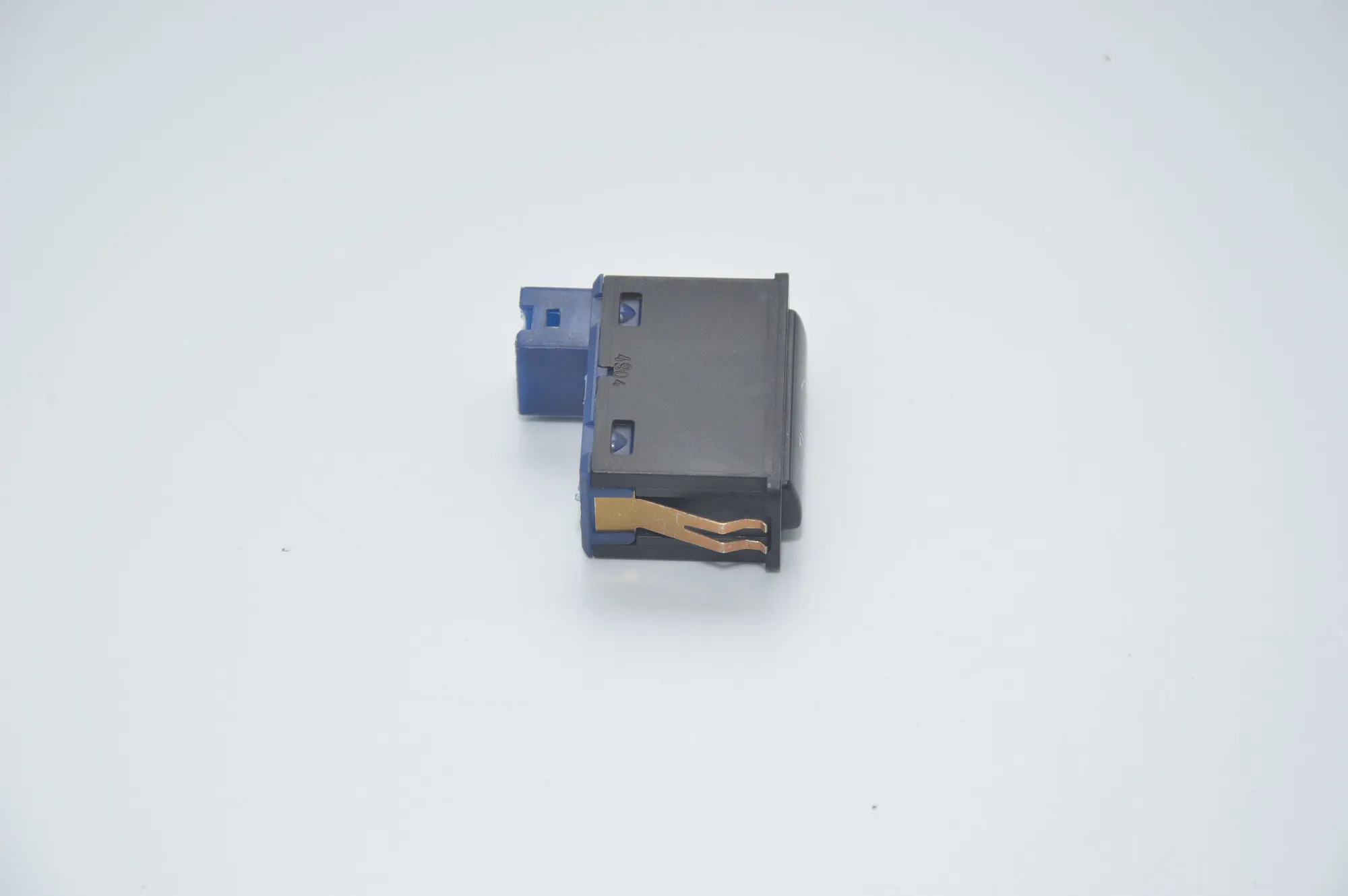 Switches – OEM 8368345 · BMW X5 (E53) 4.8 is 2005 – 2