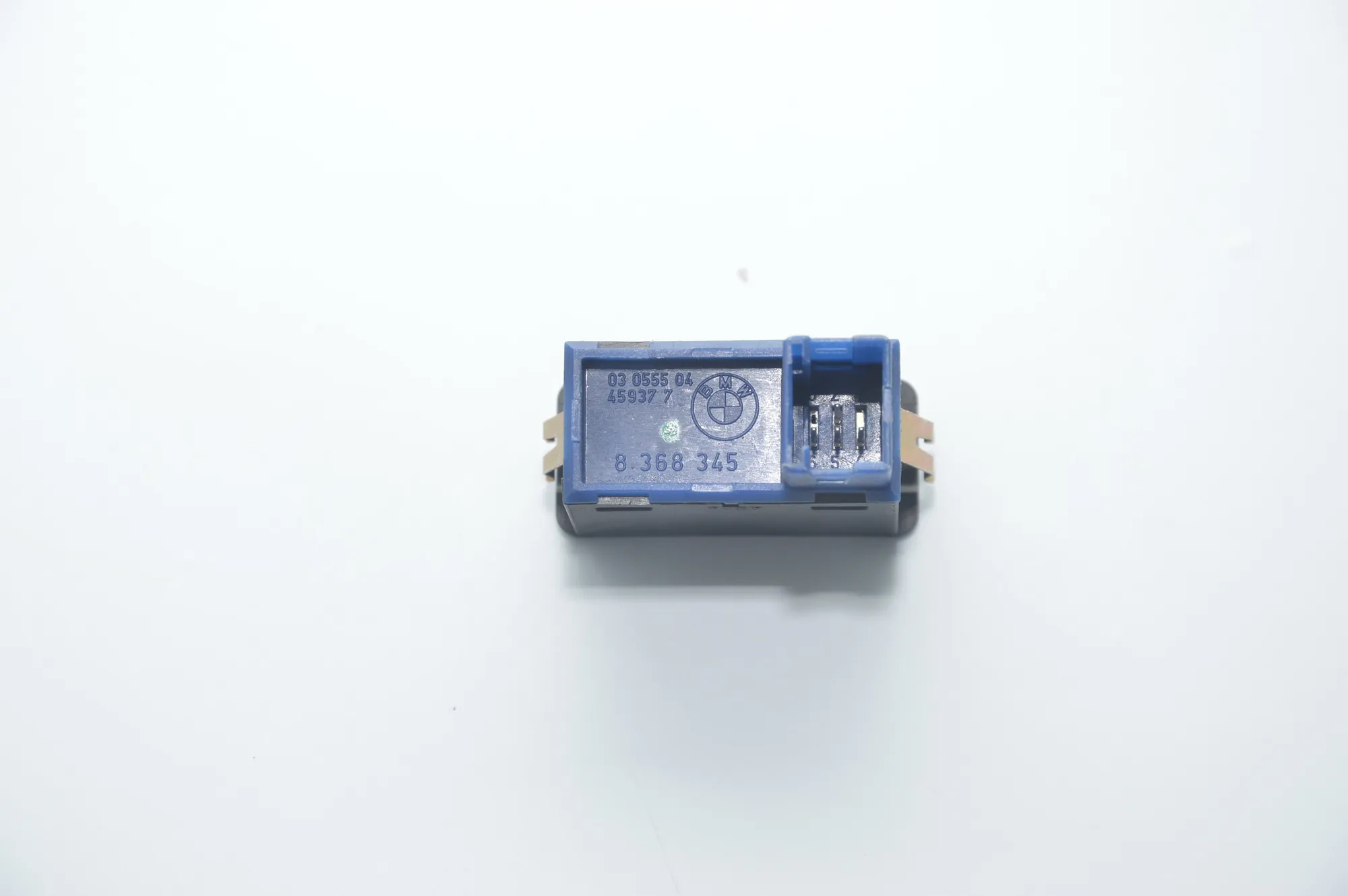 Switches – OEM 8368345 · BMW X5 (E53) 4.8 is 2005 – 4