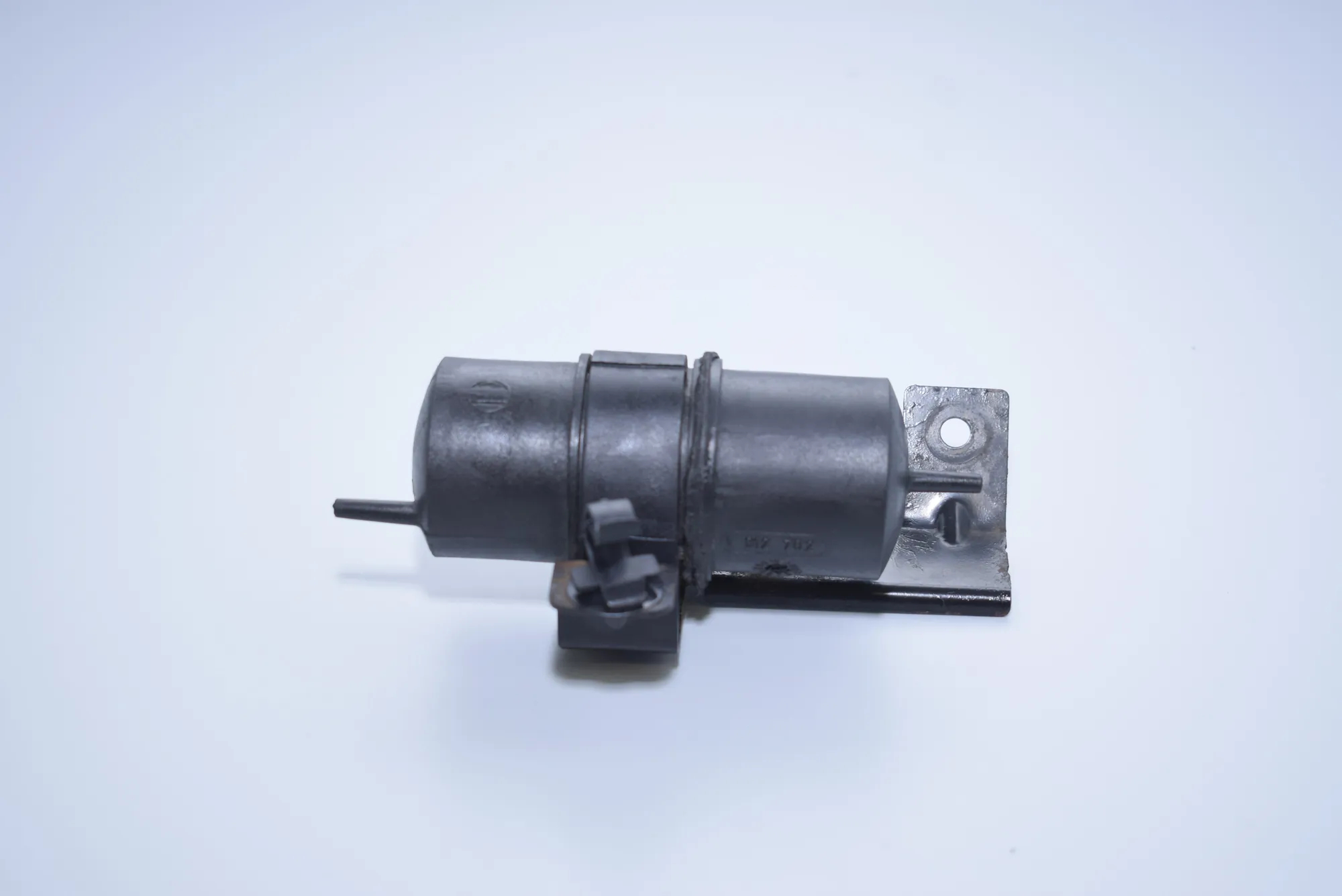 Other Engine Compartment Parts – OEM 1312762 · BMW X5 (E53) 4.4 i 2002
