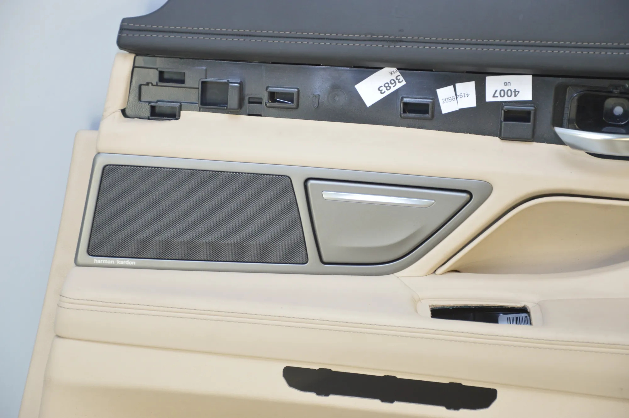 Rear Right Door Panel – OEM NA · BMW 7 (G11, G12) BMW 7 (G11, G12) 2015 – 2