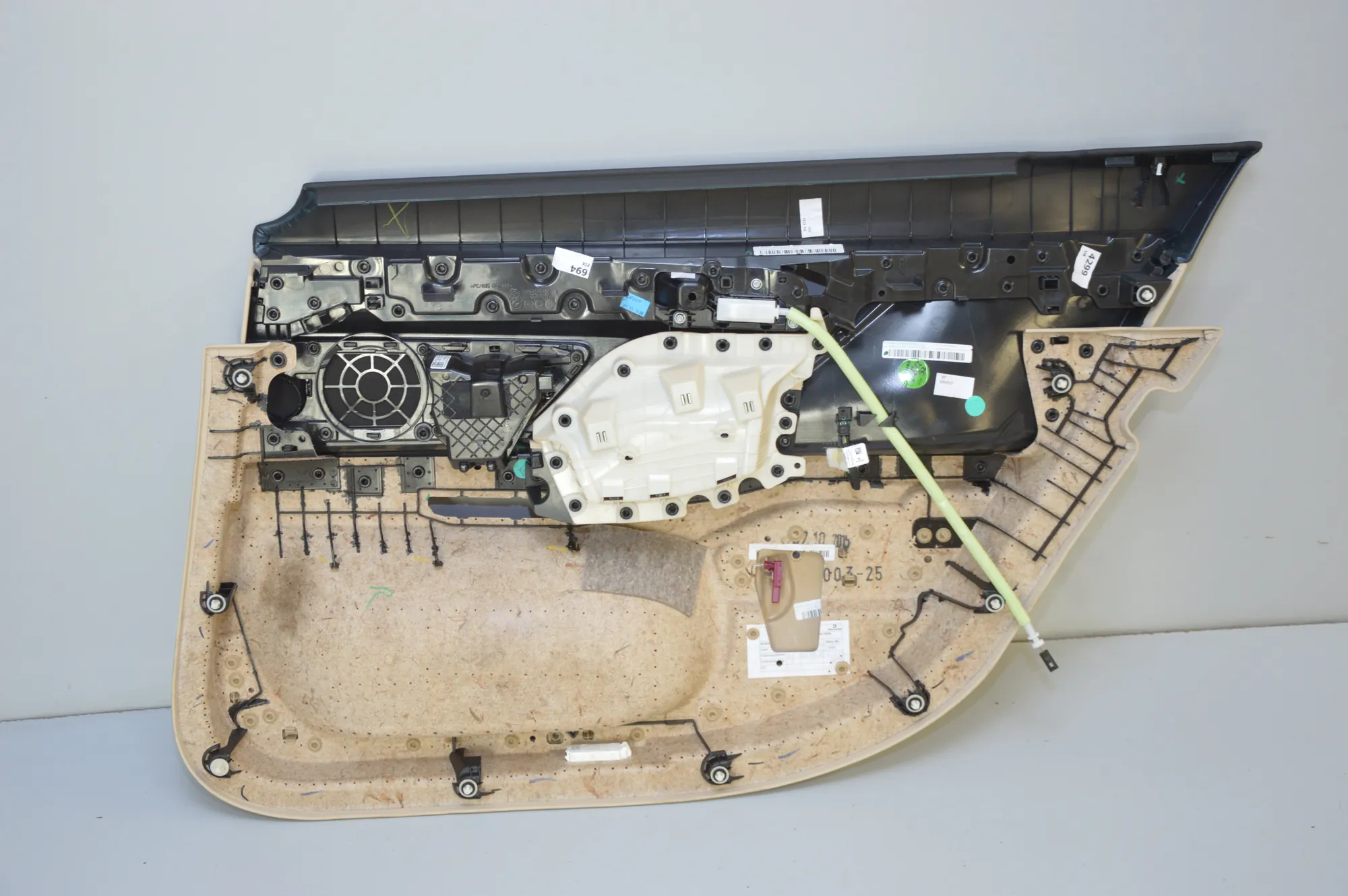 Rear Left Door Panel – OEM NA · BMW 7 (G11, G12) BMW 7 (G11, G12) 2015 – 2