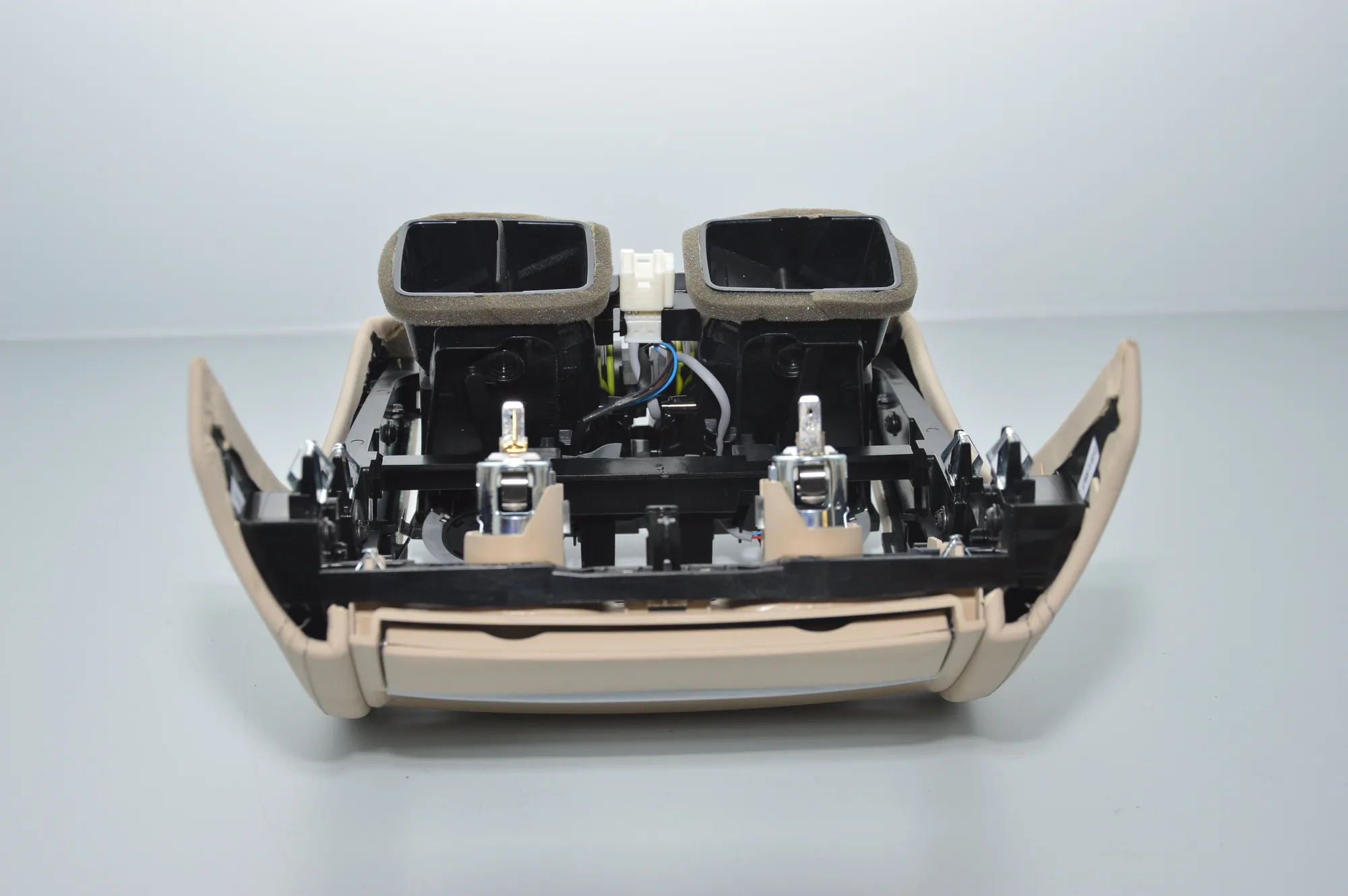 Other Interior Parts – OEM 9302186 · BMW 7 (G11, G12) BMW 7 (G11, G12) 2015 – 5