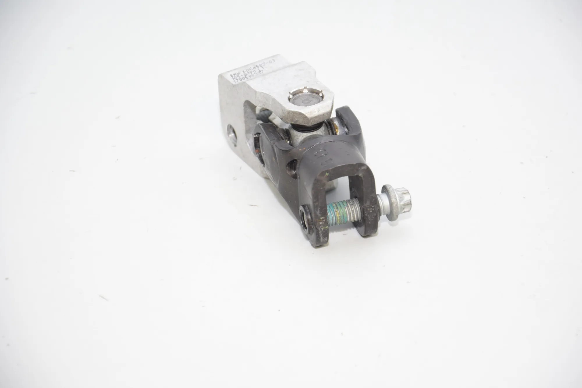 Steering Column Shaft Joint – OEM 6864587 · BMW i3 (I01) Hybrid 2017 – 2