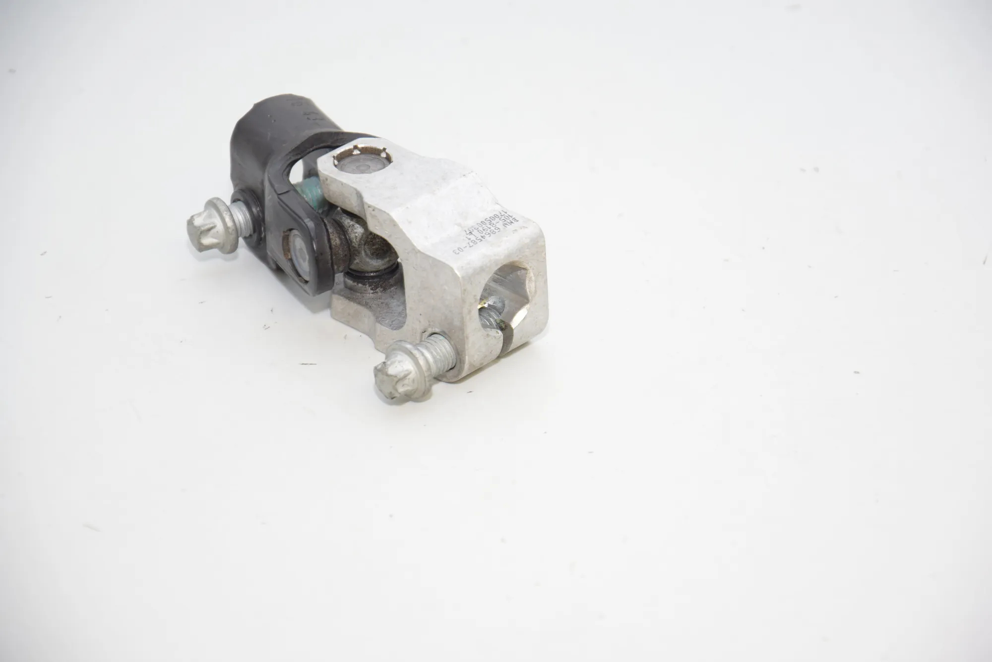 Steering Column Shaft Joint – OEM 6864587 · BMW i3 (I01) Hybrid 2017 – 5
