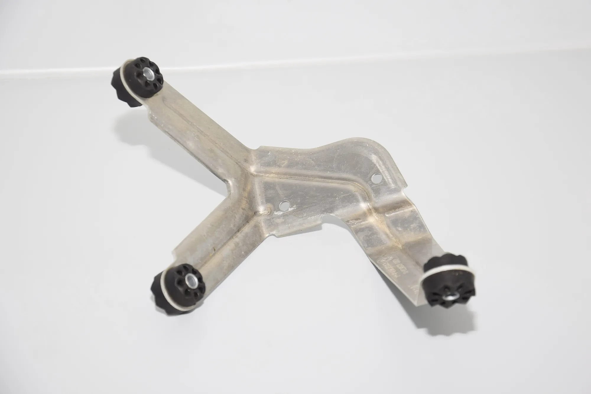Other Body Parts – OEM 6850470 · BMW i3 (I01) Hybrid 2017 – 2