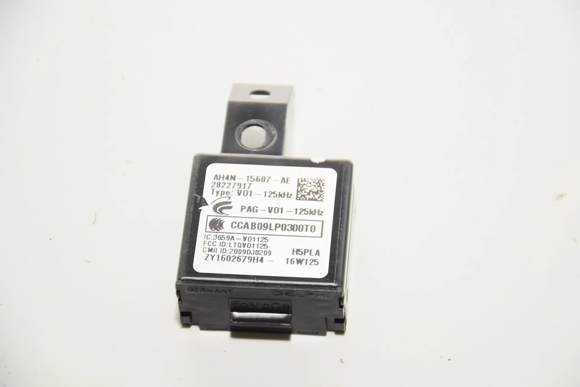 Other Control Units – OEM AH4N-15607-AE · LAND ROVER DISCOVERY IV (L319) 3.0 TD 4x4 2016 – 3