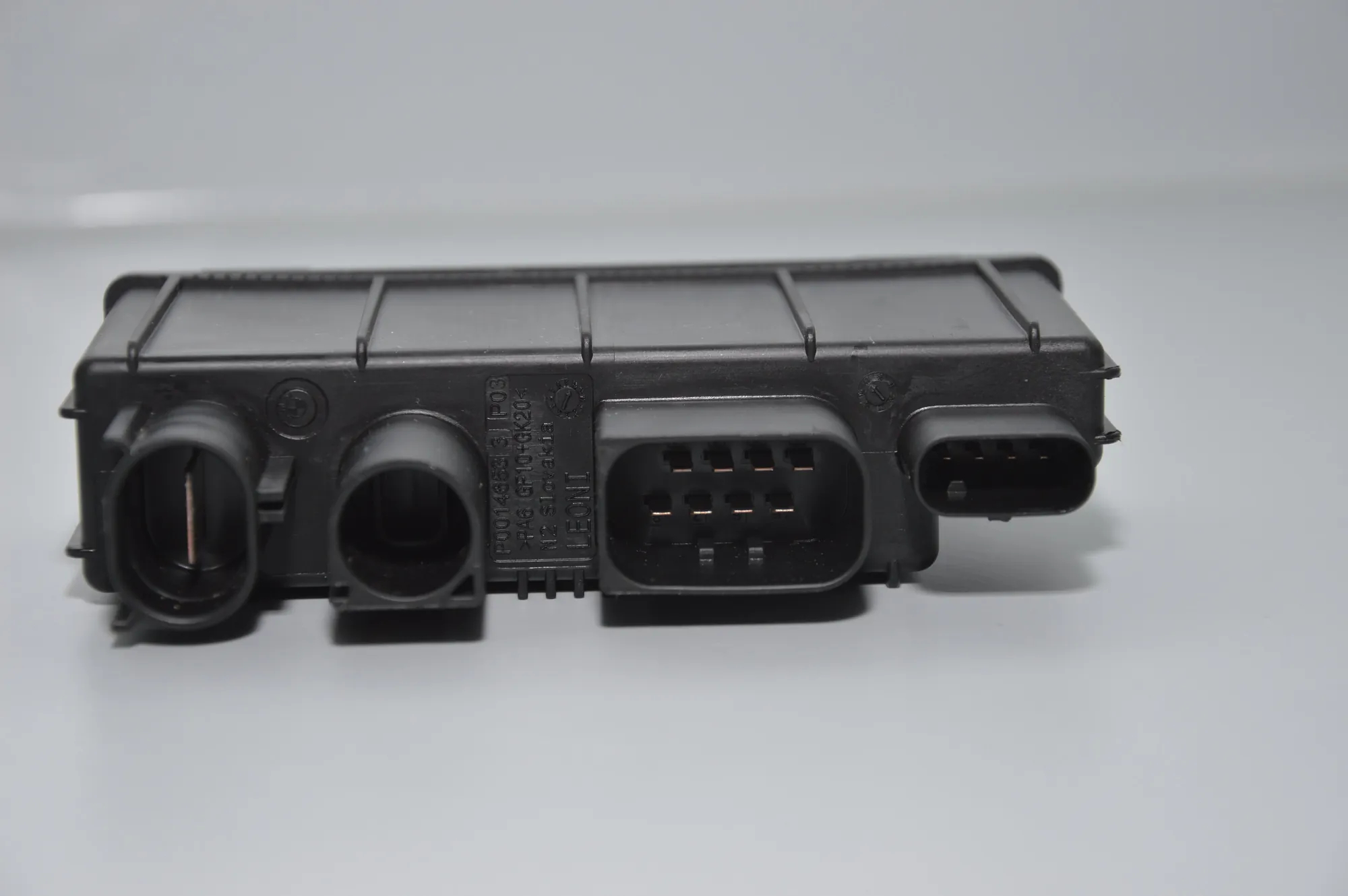 Other Control Units – OEM 8647255 · BMW 3 (F30, F80) BMW 3 (F30, F80) 320 i 2017 – 3