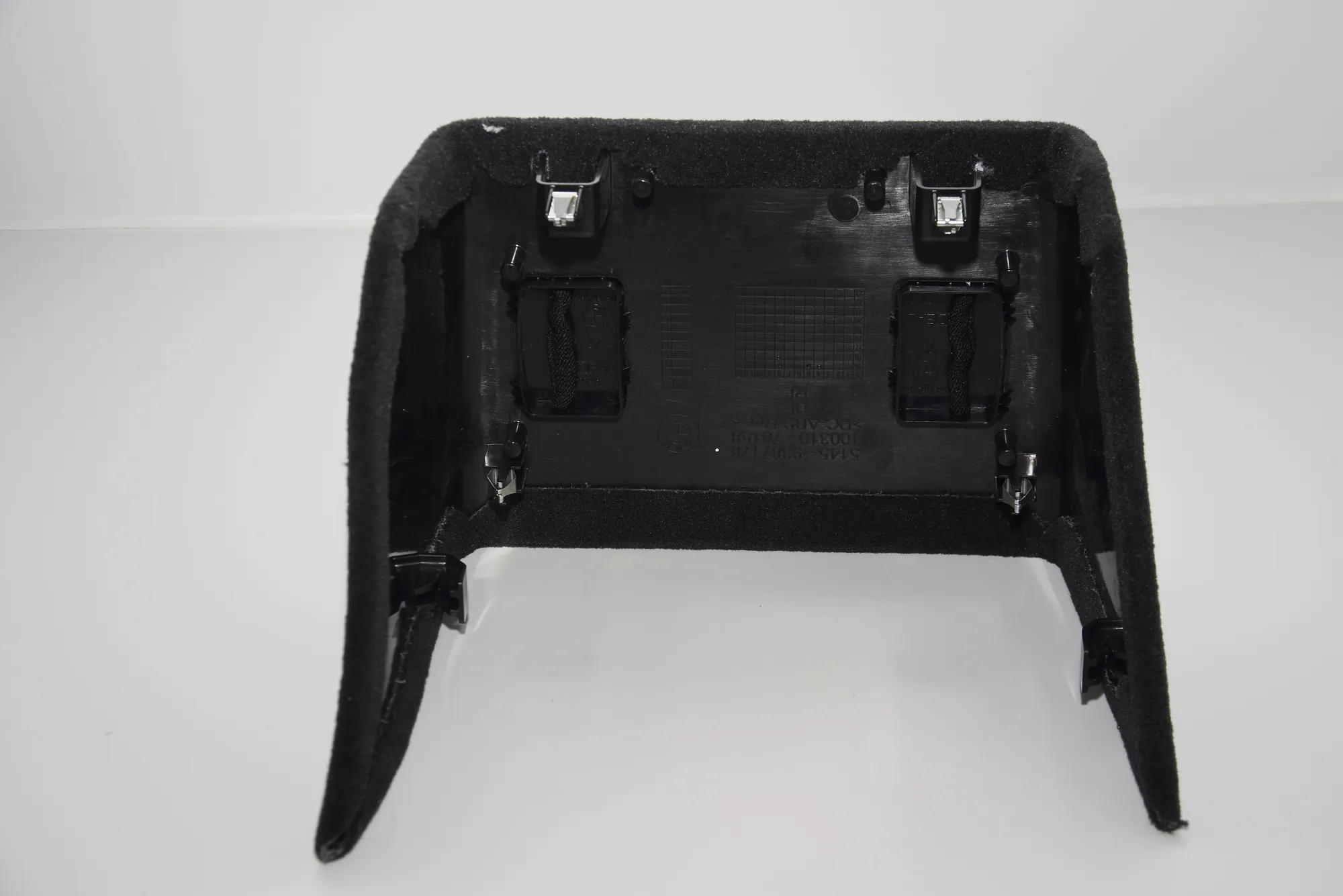 Other Interior Parts – OEM 9387176 · BMW i3 (I01) Hybrid 2017 – 2