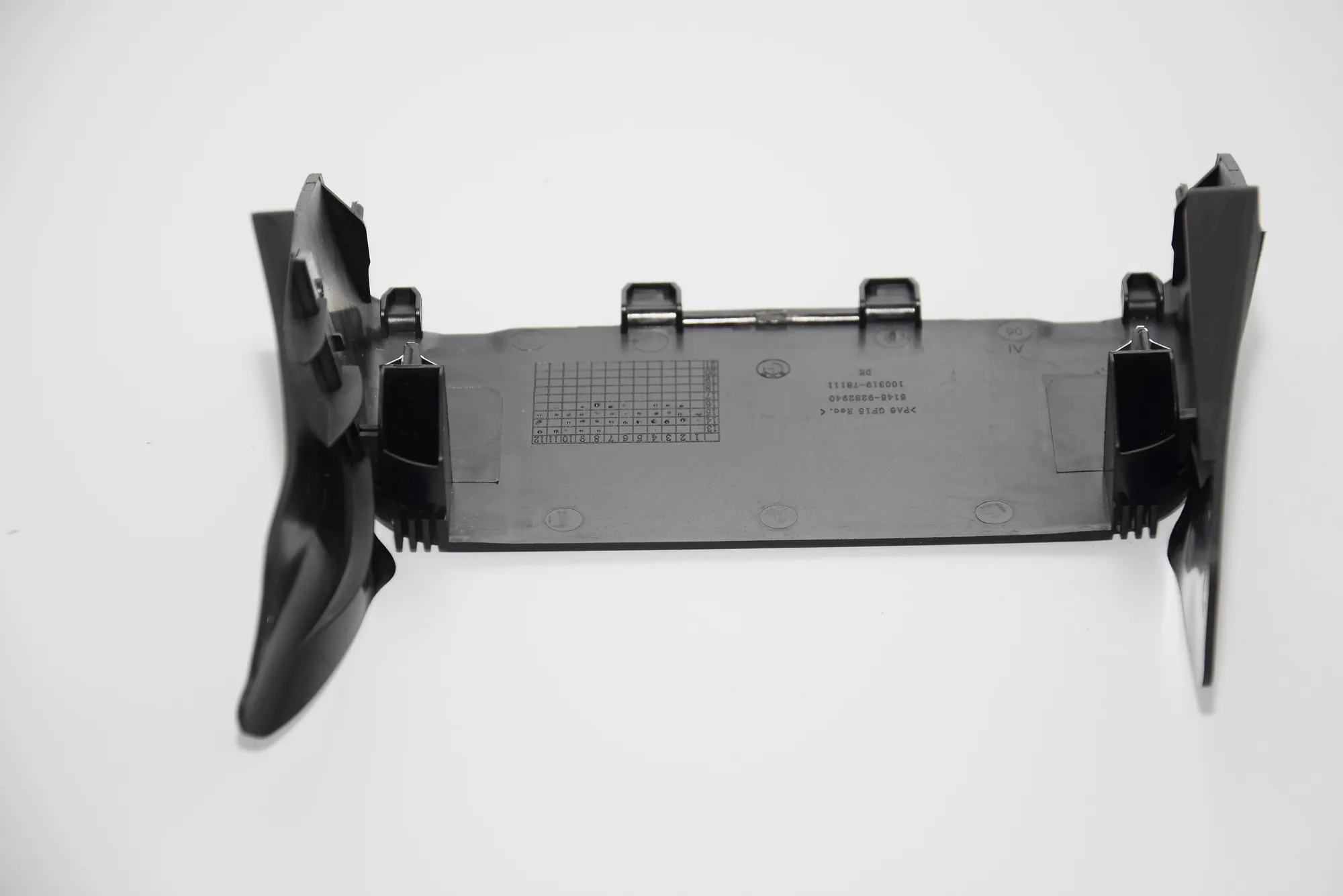 Other Interior Parts – OEM 9282940 · BMW i3 (I01) Hybrid 2017 – 2