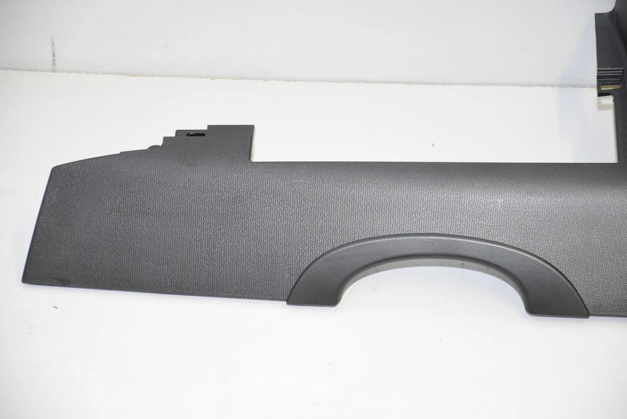 Other Interior Parts – OEM 9303498 · BMW i3 (I01) Hybrid 2017 – 3