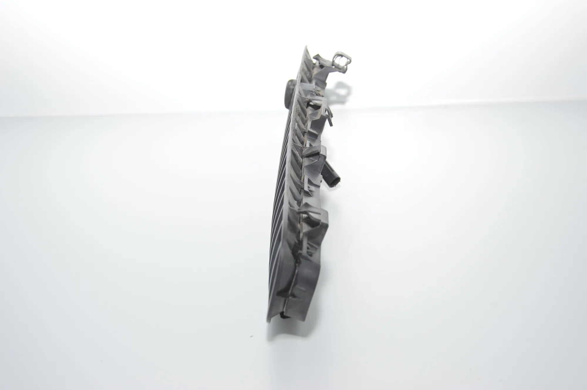 Front Left Grill – OEM 7113727 · BMW X5 (E53) BMW X5 (E53) 2001 – 5