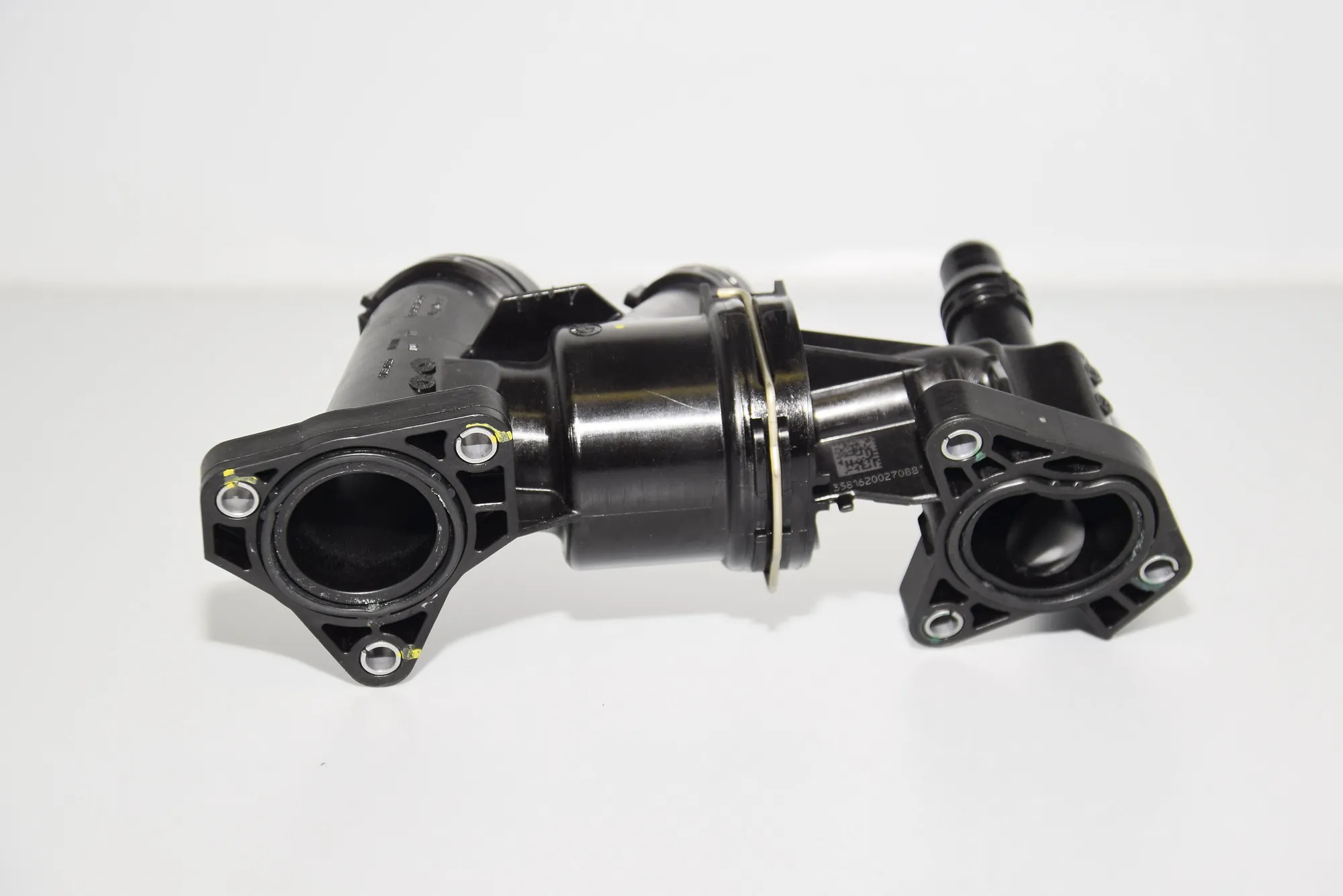 Thermostat – OEM 8576289 · BMW 7 (G11, G12) BMW 7 (G11, G12) 740 d, Ld xDrive 2015 – 3