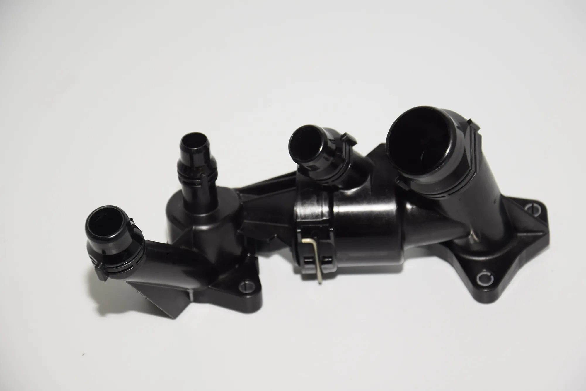 Thermostat – OEM 8576289 · BMW 7 (G11, G12) BMW 7 (G11, G12) 740 d, Ld xDrive 2015