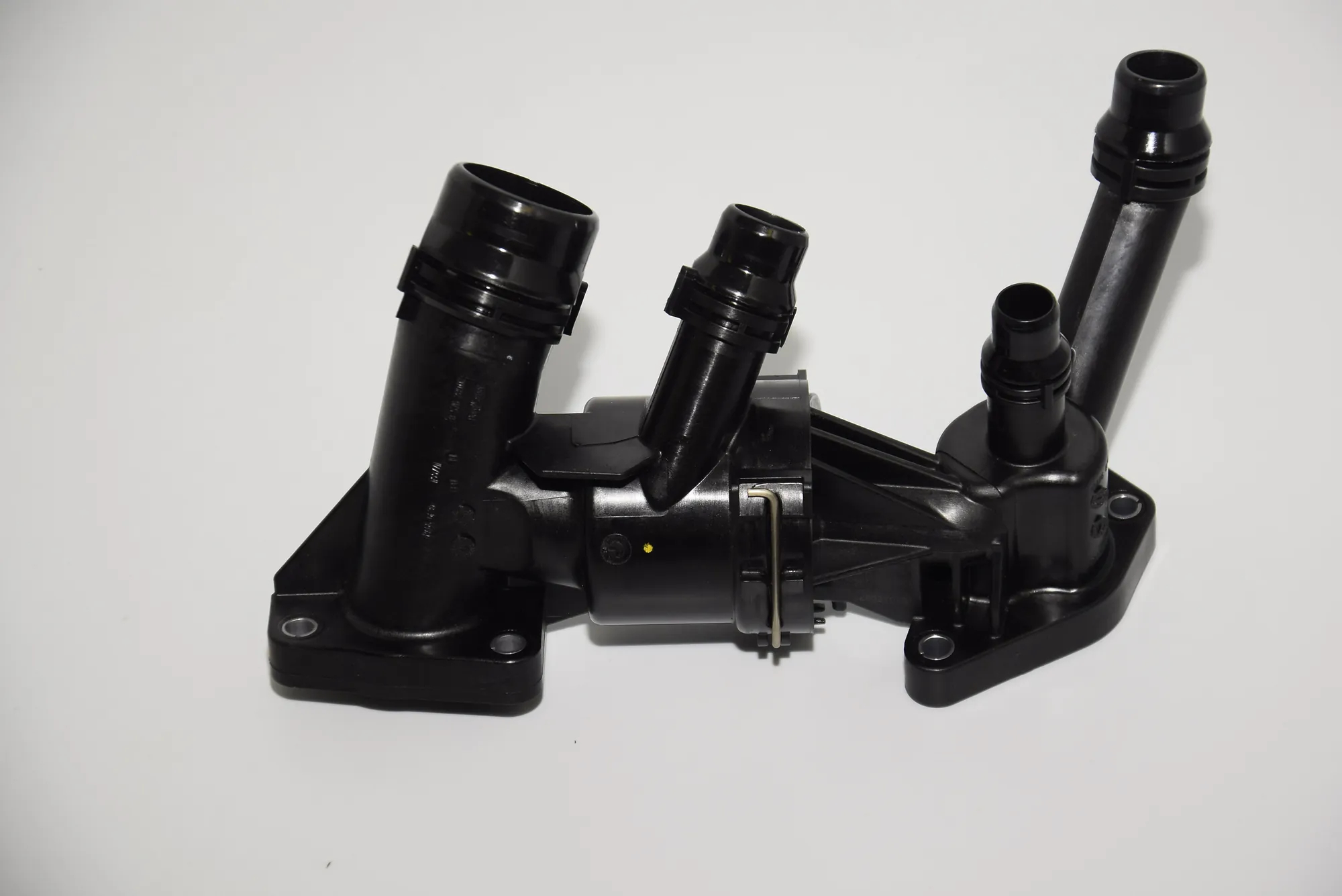 Thermostat – OEM 8576289 · BMW 7 (G11, G12) BMW 7 (G11, G12) 740 d, Ld xDrive 2015 – 2
