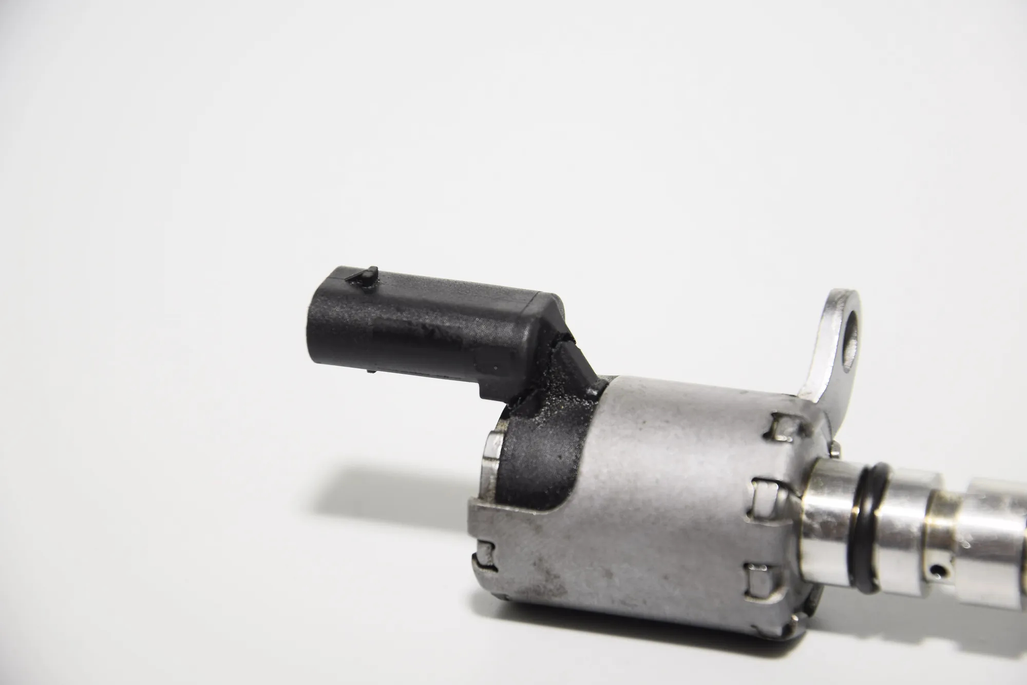 Solenoid Valve · BMW 7 (G11, G12) BMW 7 (G11, G12) 740 d, Ld xDrive 2015 – 4