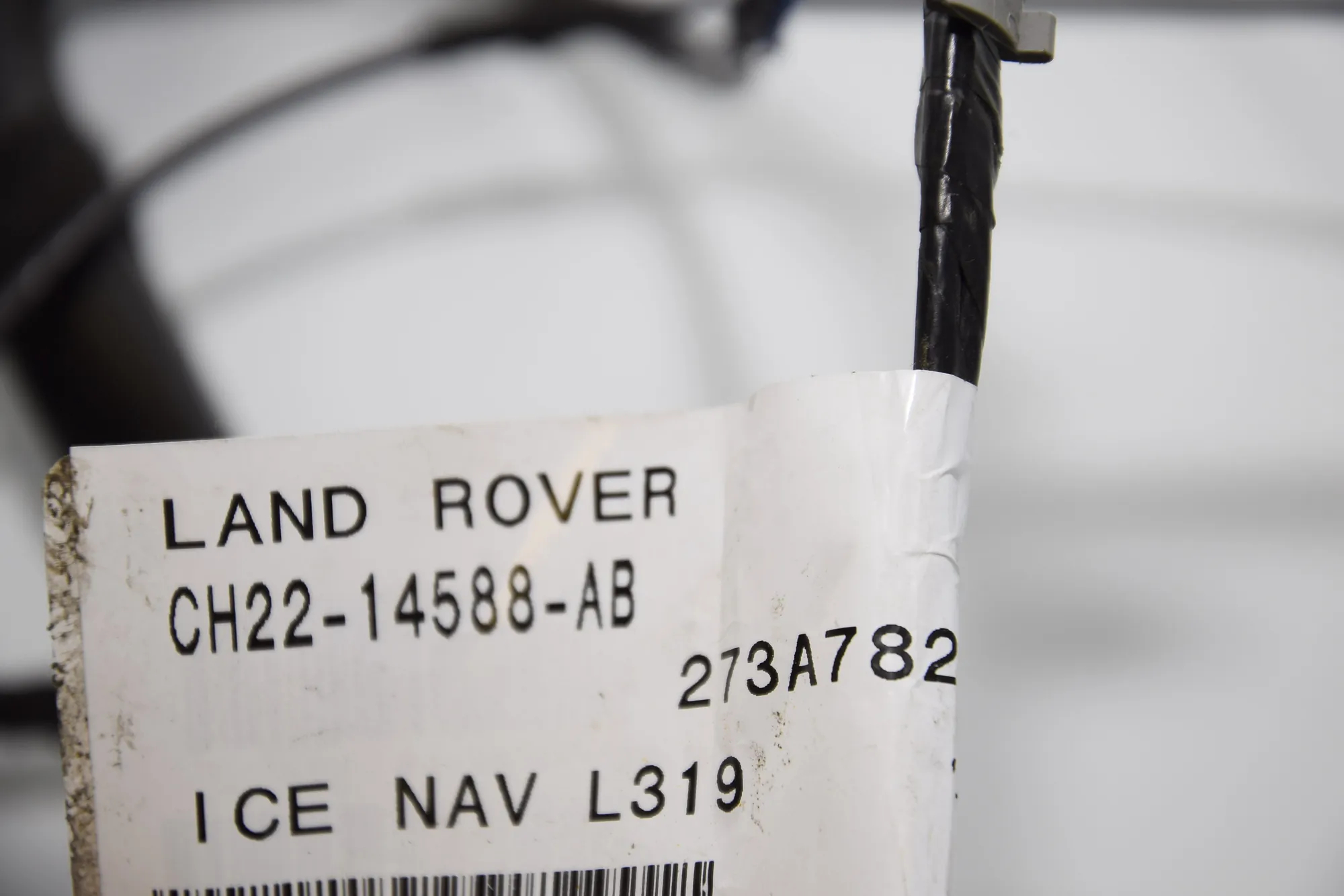 Navigation Cable Harness – OEM CH22-14588-AB · LAND ROVER DISCOVERY IV (L319) 3.0 TD 4x4 2016 – 8