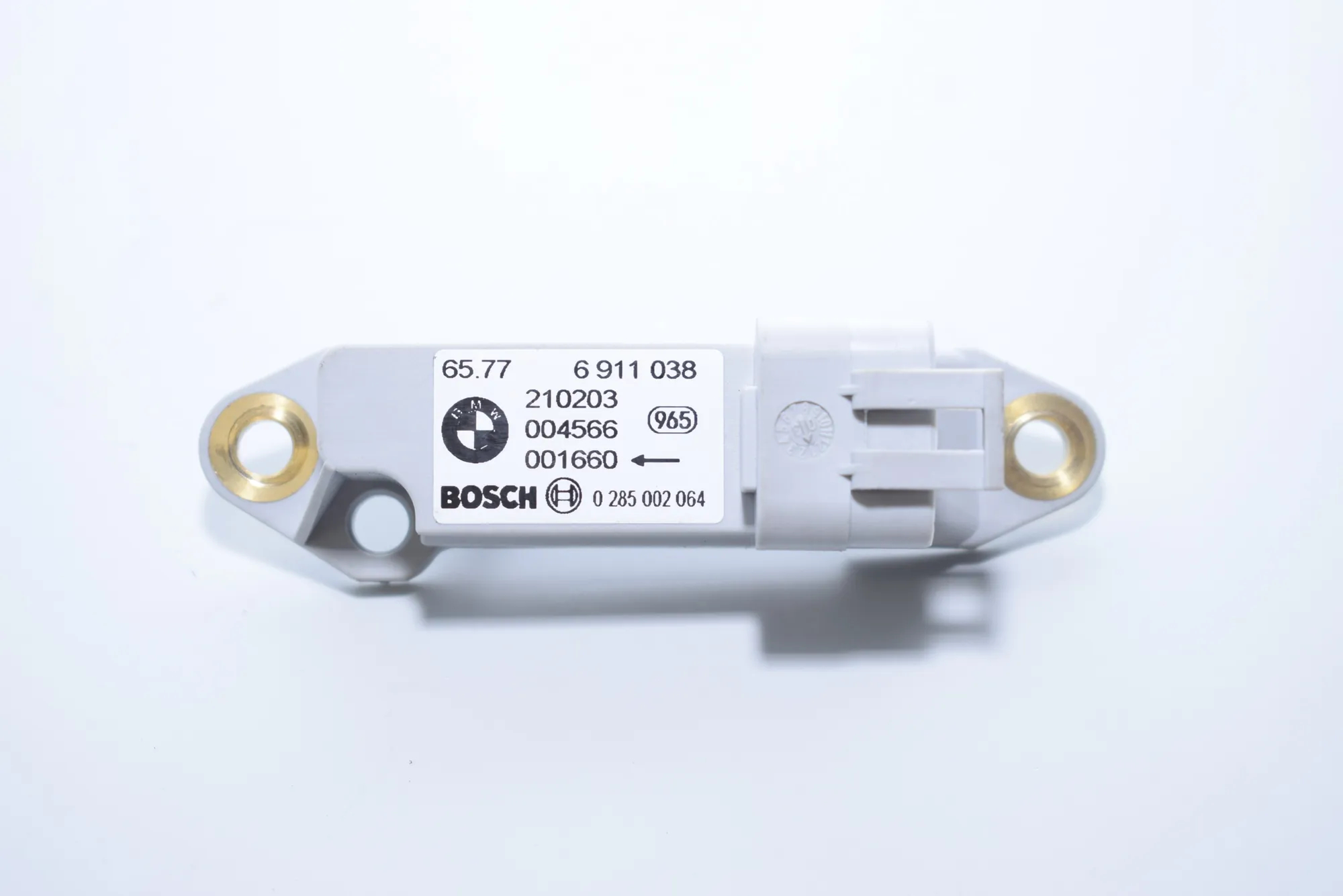 Front Left Impact Sensor – OEM 6911038 · BMW X5 (E53) 4.6 is 2003