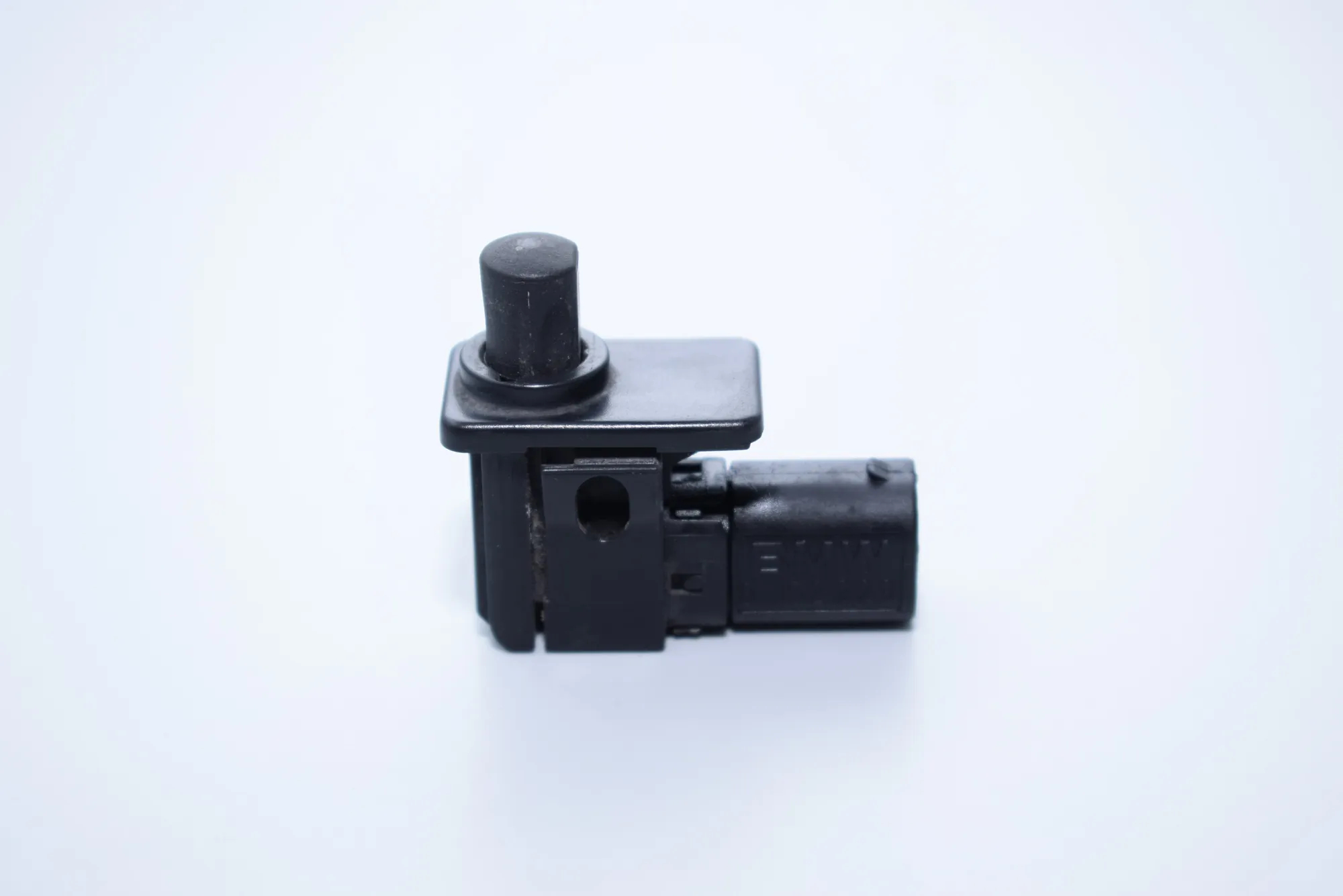 Switches – OEM 8352229 · BMW X5 (E53) 4.6 is 2003