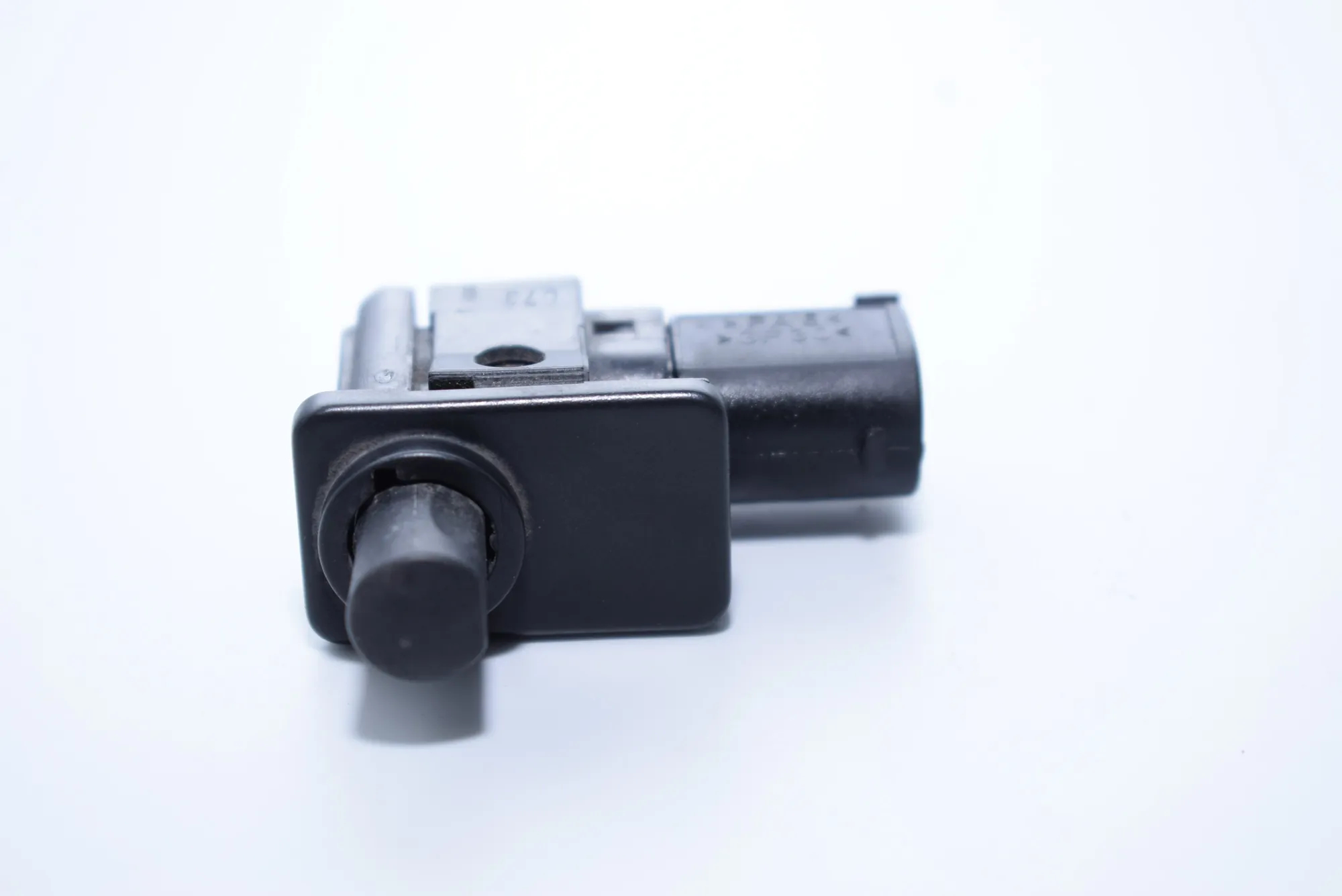 Switches – OEM 8352229 · BMW X5 (E53) 4.6 is 2003 – 5