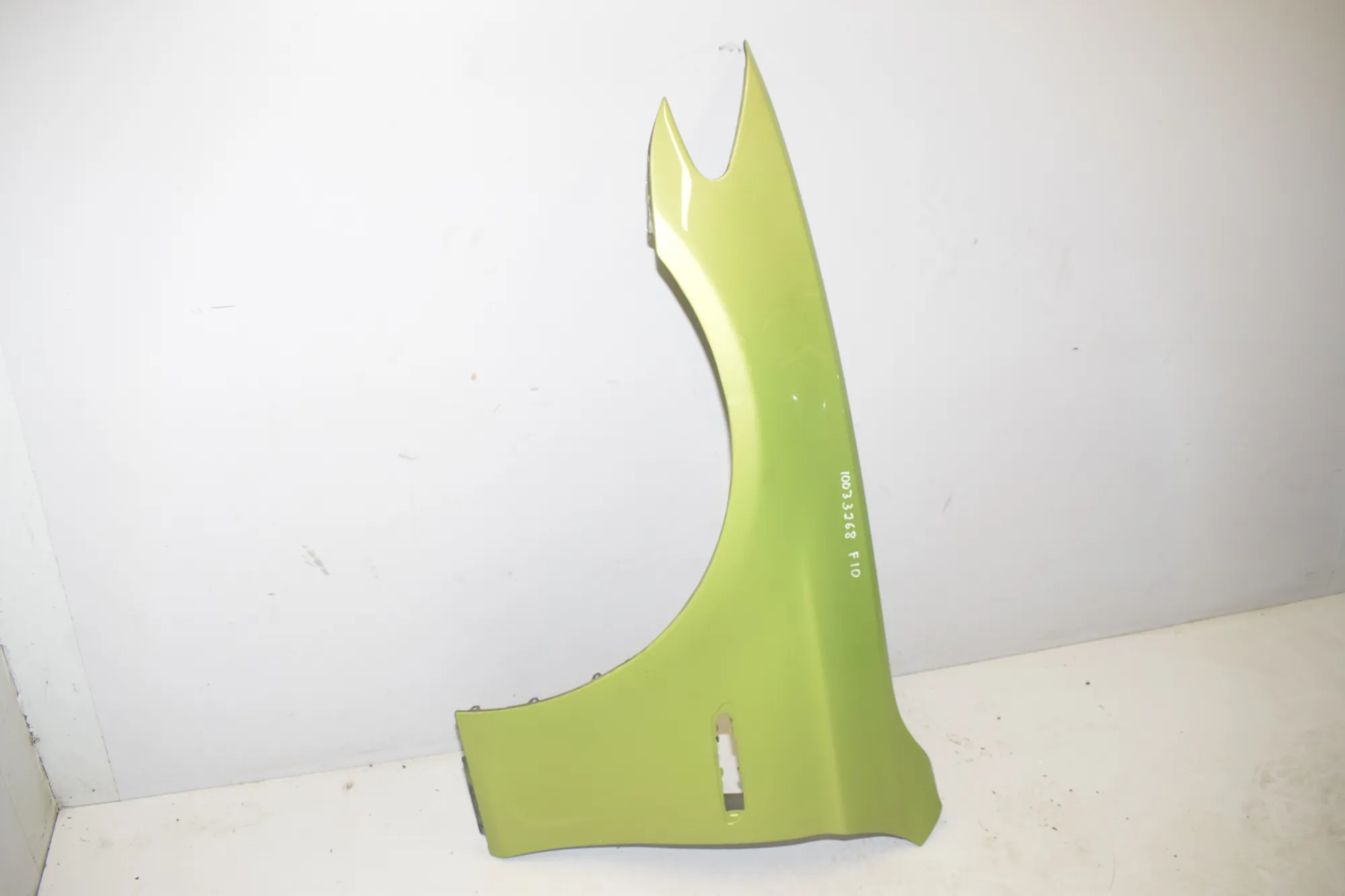 Front Left Fender · BMW 5 (F10) 525 d 2010 – 2