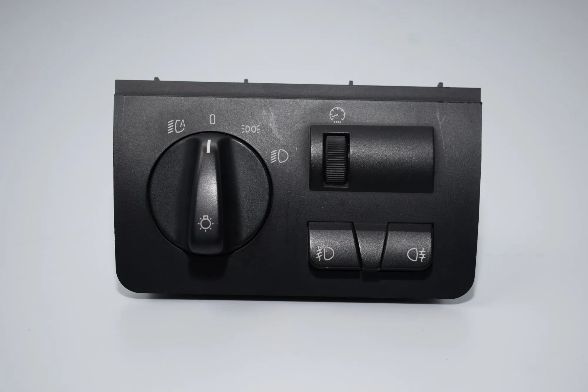 Headlight Switch Control Unit – OEM 6909775 · BMW X5 (E53) 4.6 is 2003