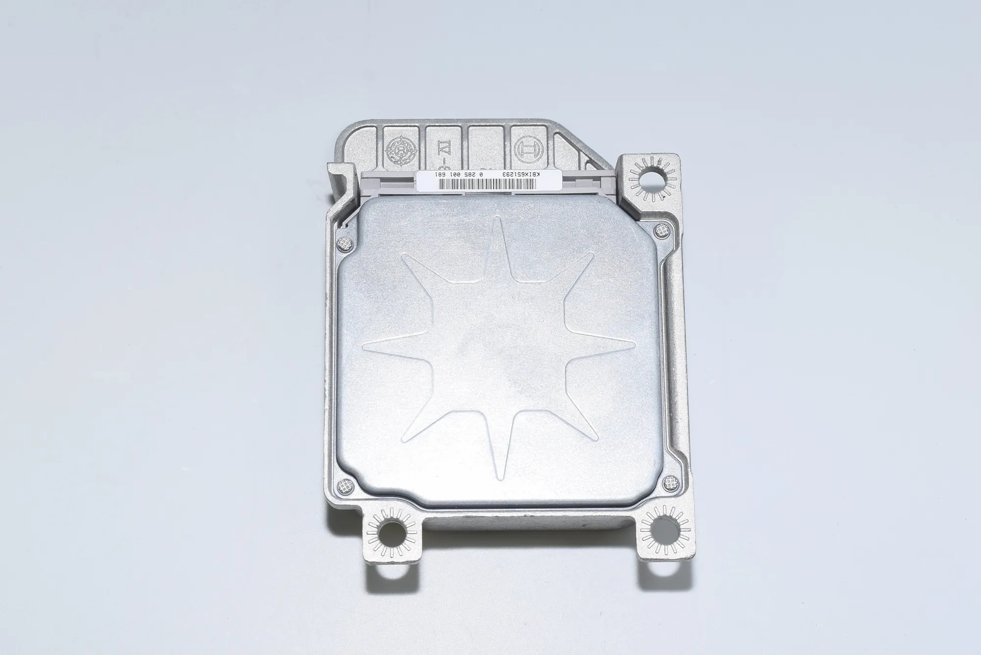 SRS Control Unit – OEM 6933238 · BMW X5 (E53) 4.8 is 2004 – 2