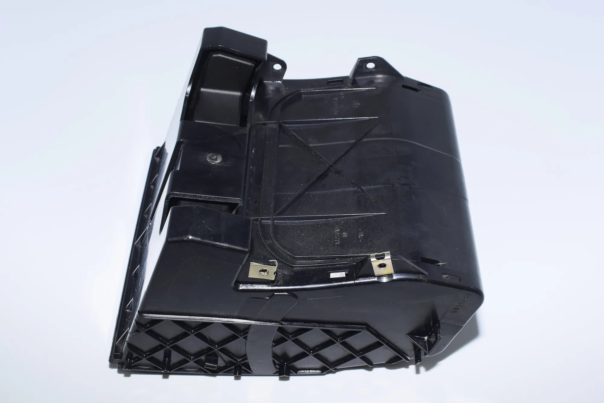 Cup Holder – OEM 7077955 · BMW X5 (E53) 4.8 is 2004 – 3