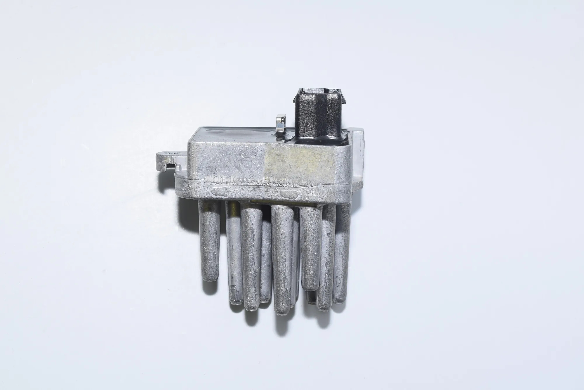 Interior Heater Resistor – OEM 8369561 · BMW X5 (E53) 4.8 is 2004 – 3