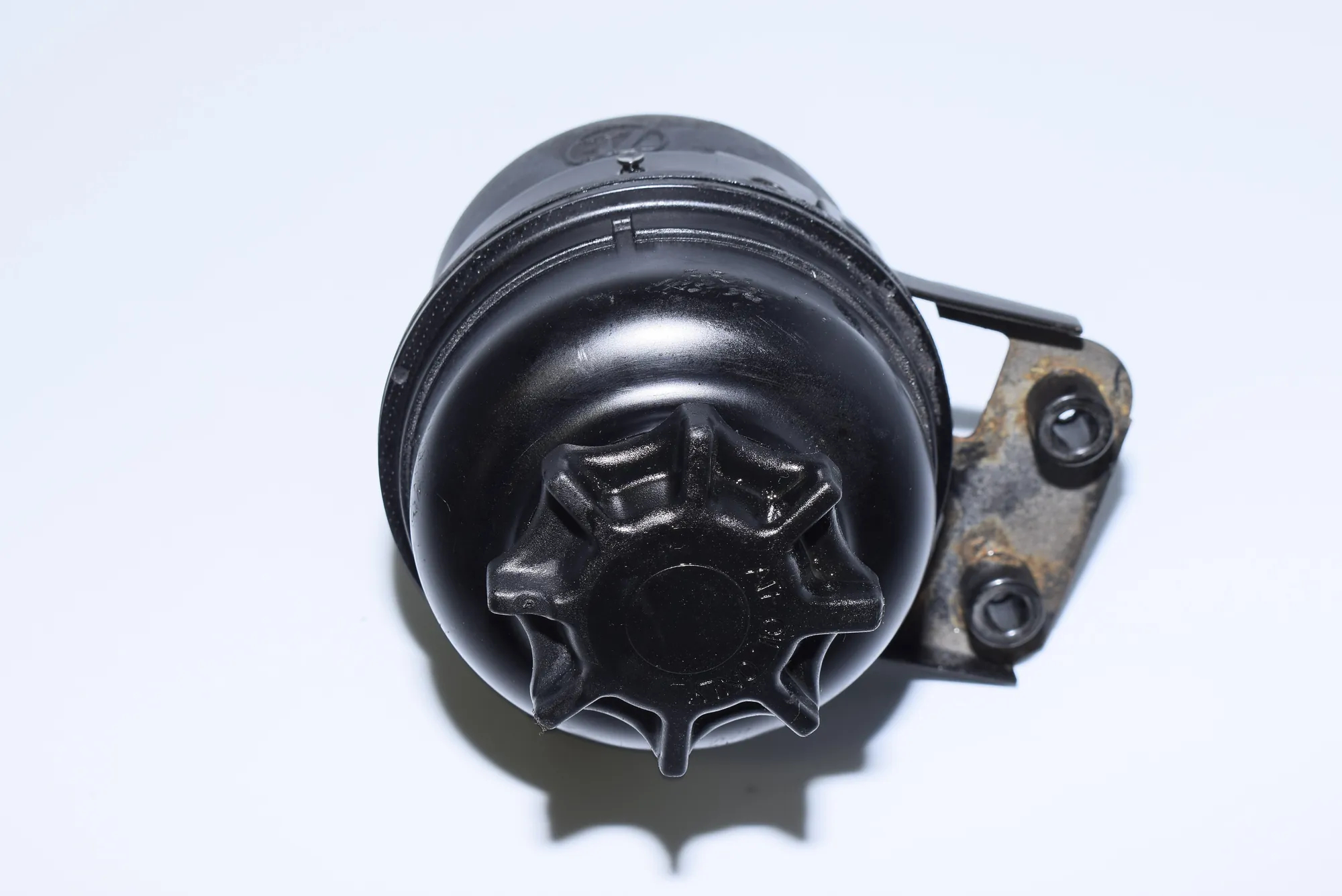 Power Steering Pump Tank – OEM 1097164 · BMW X5 (E53) 4.8 is 2004 – 4
