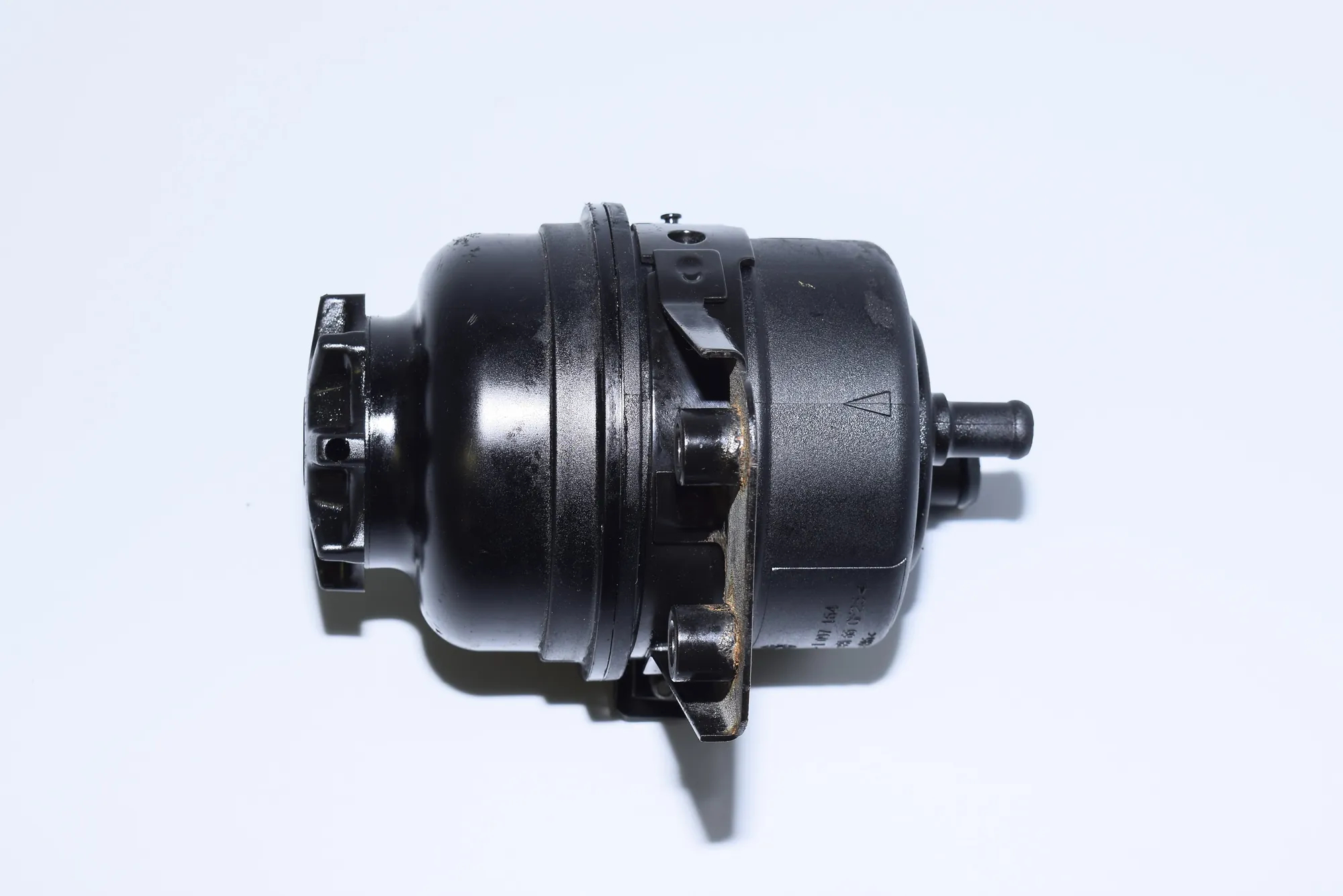 Power Steering Pump Tank – OEM 1097164 · BMW X5 (E53) 4.8 is 2004 – 5