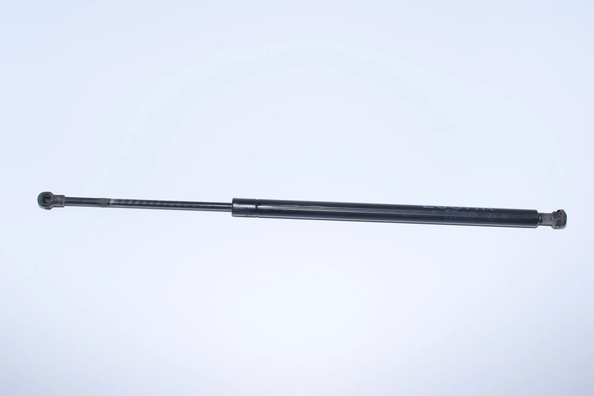 Left Side Tailgate Gas Strut – OEM 8402405 · BMW X5 (E53) 4.8 is 2004 – 2