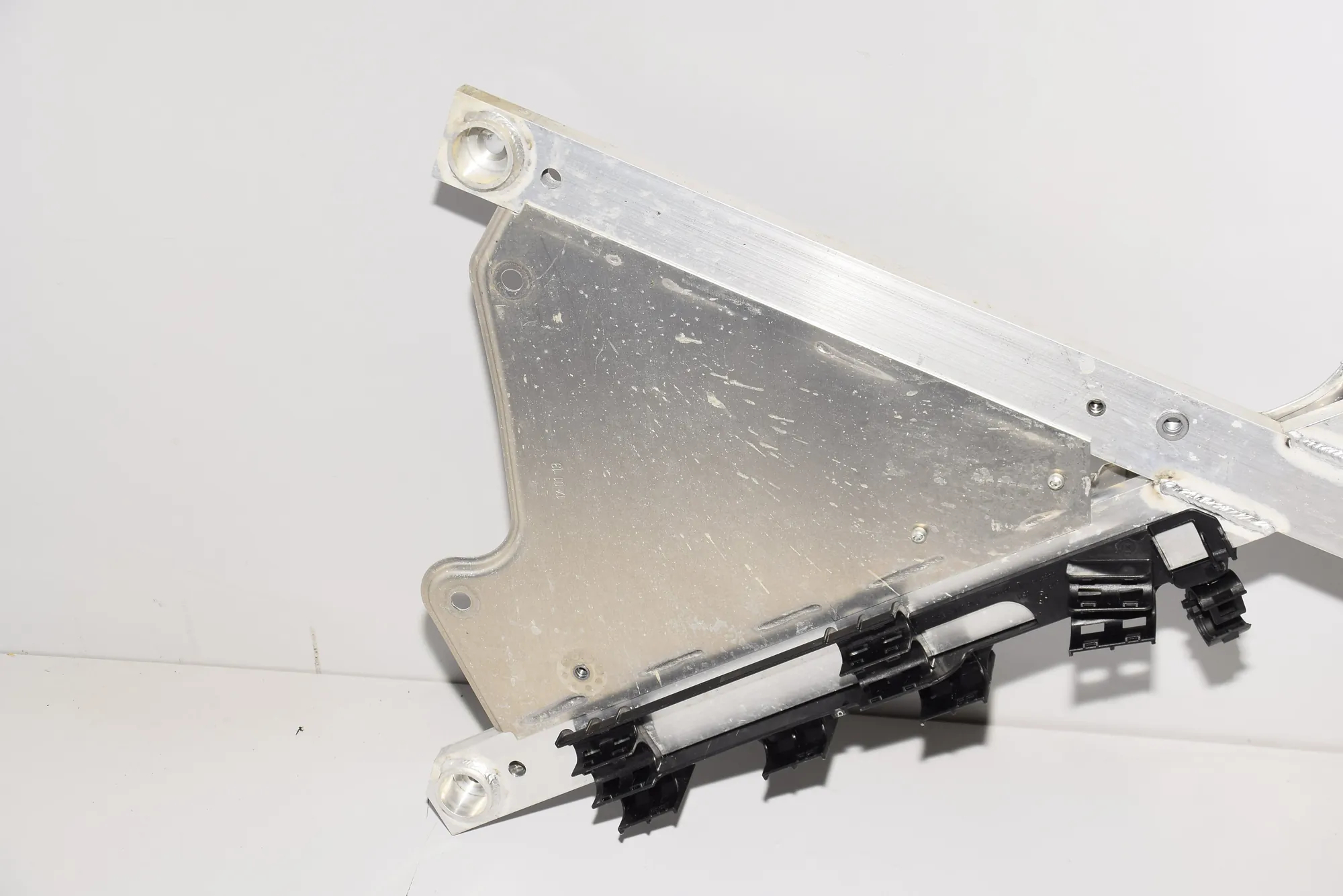 Other Underbody Cover – OEM 6879520 · BMW i3 (I01) Hybrid 2017 – 8