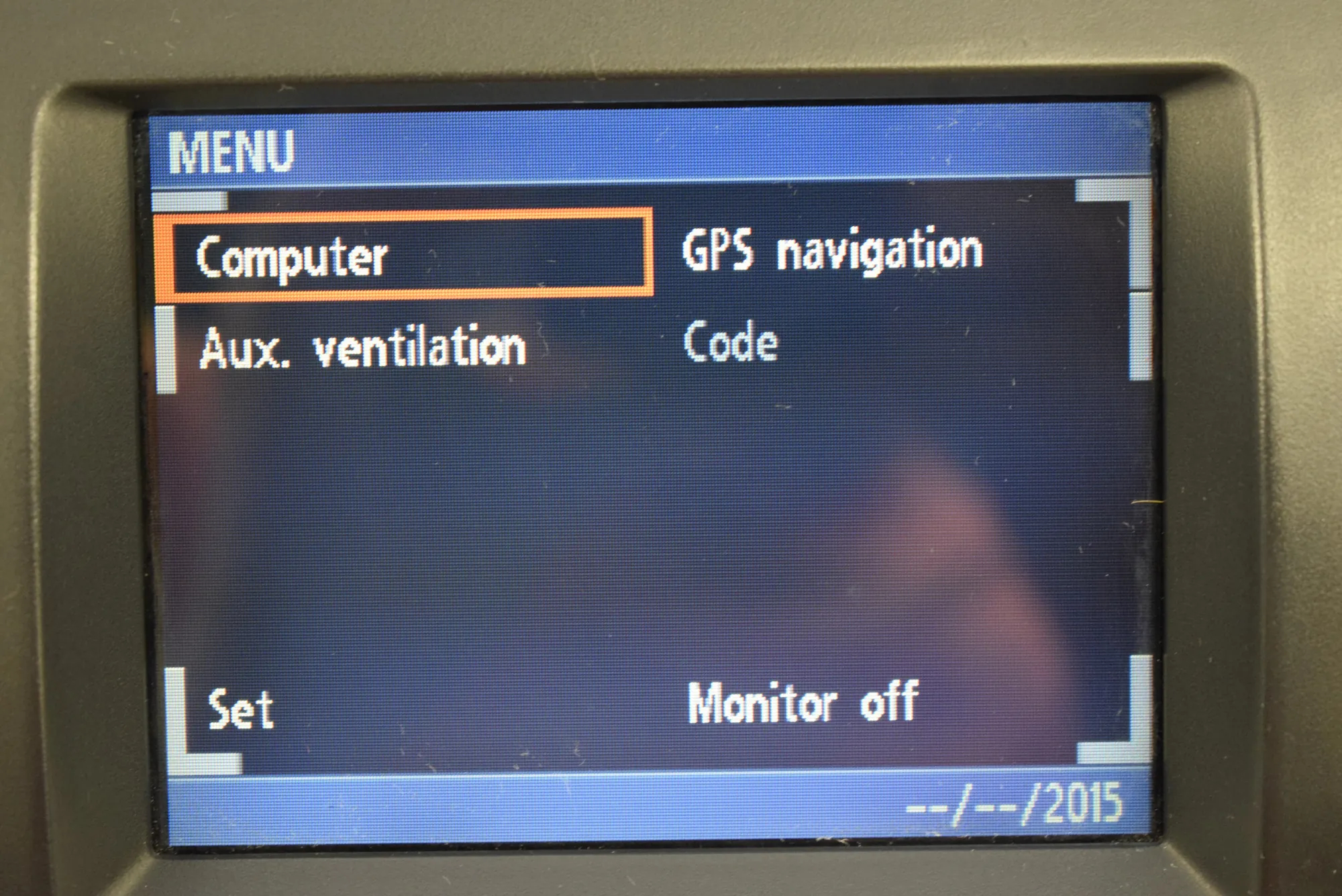 Music Navi CD Radio Player Head Unit – OEM 8378942 · BMW X5 (E53) BMW X5 (E53) 1999 – 2