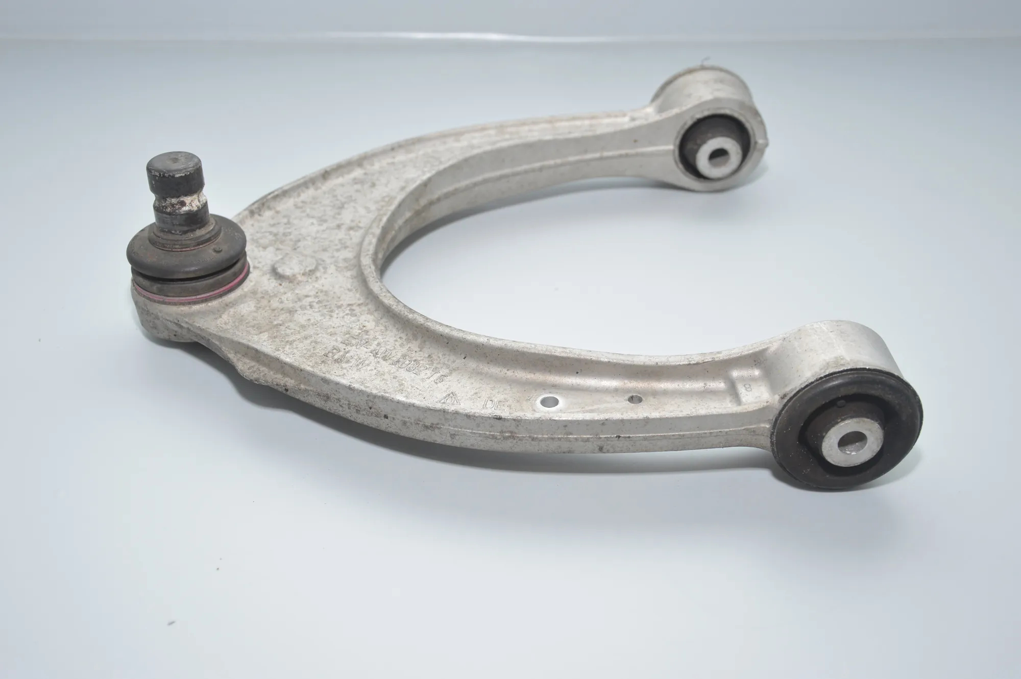 Front Right Upper Control Arm – OEM 6775967 · BMW 7 (F01, F02) BMW 7 (F01, F02) 2008