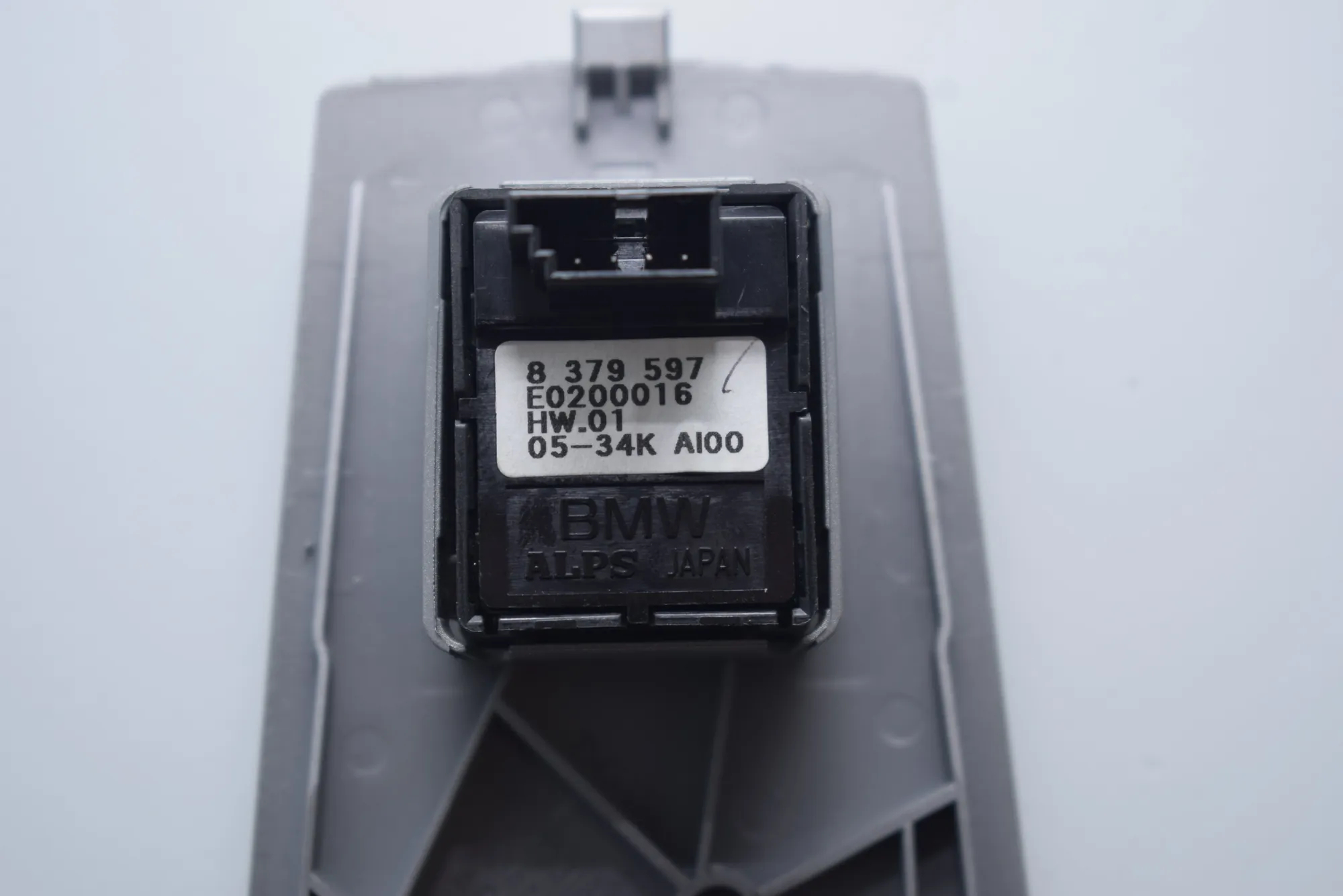 Front Right Door Window Switch – OEM 8379597 · BMW 7 (E65, E66, E67) BMW 7 (E65, E66, E67) 2001 – 3