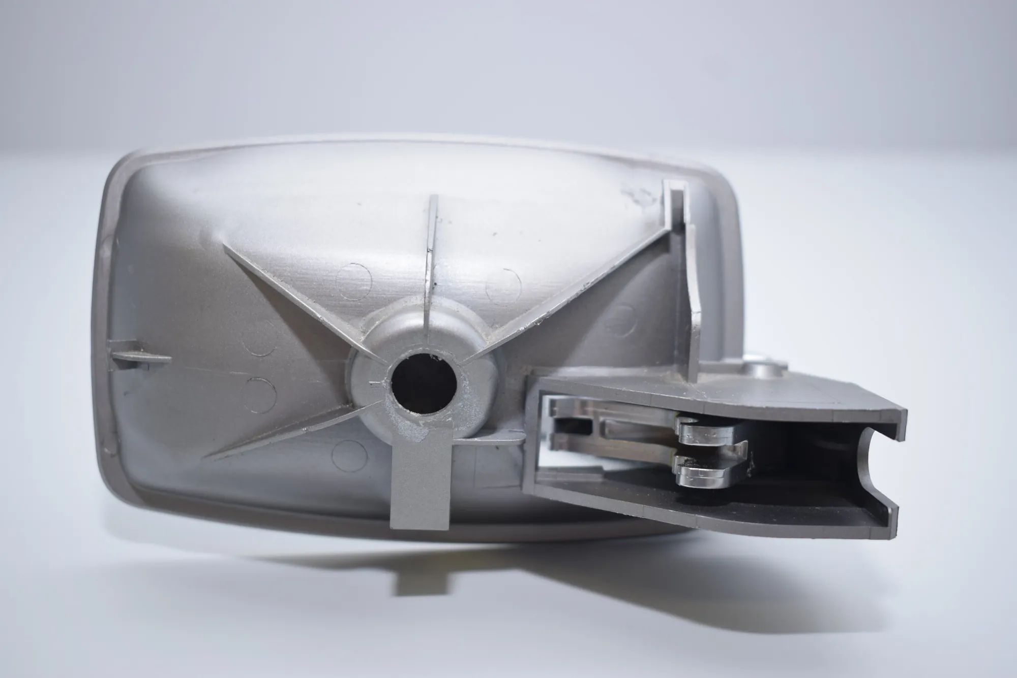 Other Interior Parts – OEM 7024303 · BMW 7 (E65, E66, E67) BMW 7 (E65, E66, E67) 2005 – 2