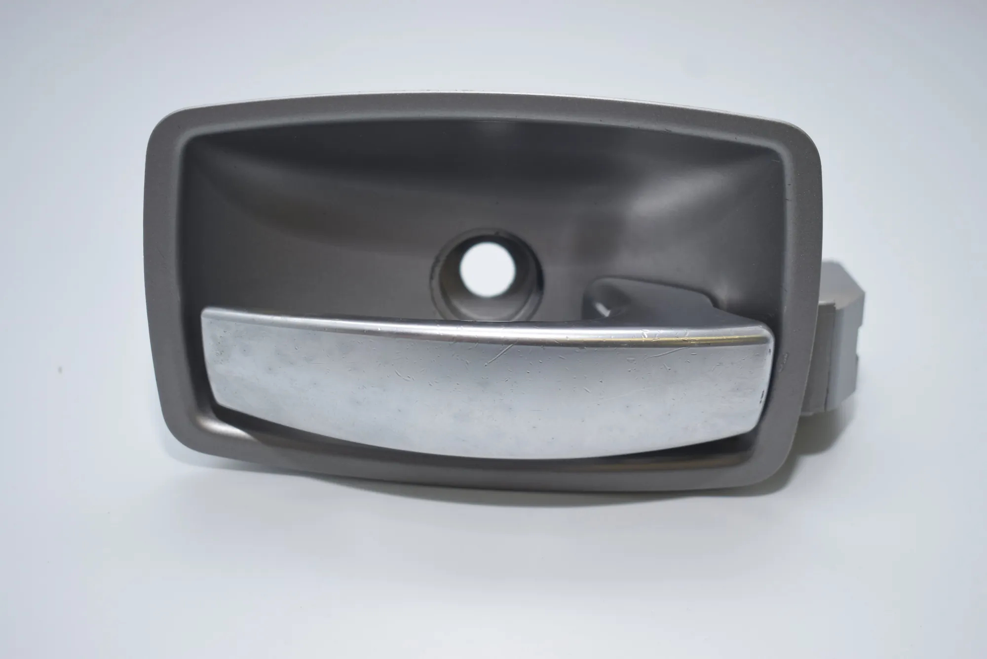 Other Interior Parts – OEM 7024304 · BMW 7 (E65, E66, E67) BMW 7 (E65, E66, E67) 2005