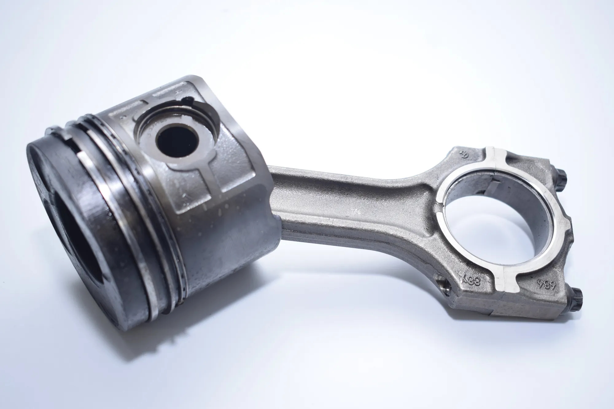 Piston – OEM NA · BMW 5 (E39) BMW 5 (E39) 1995