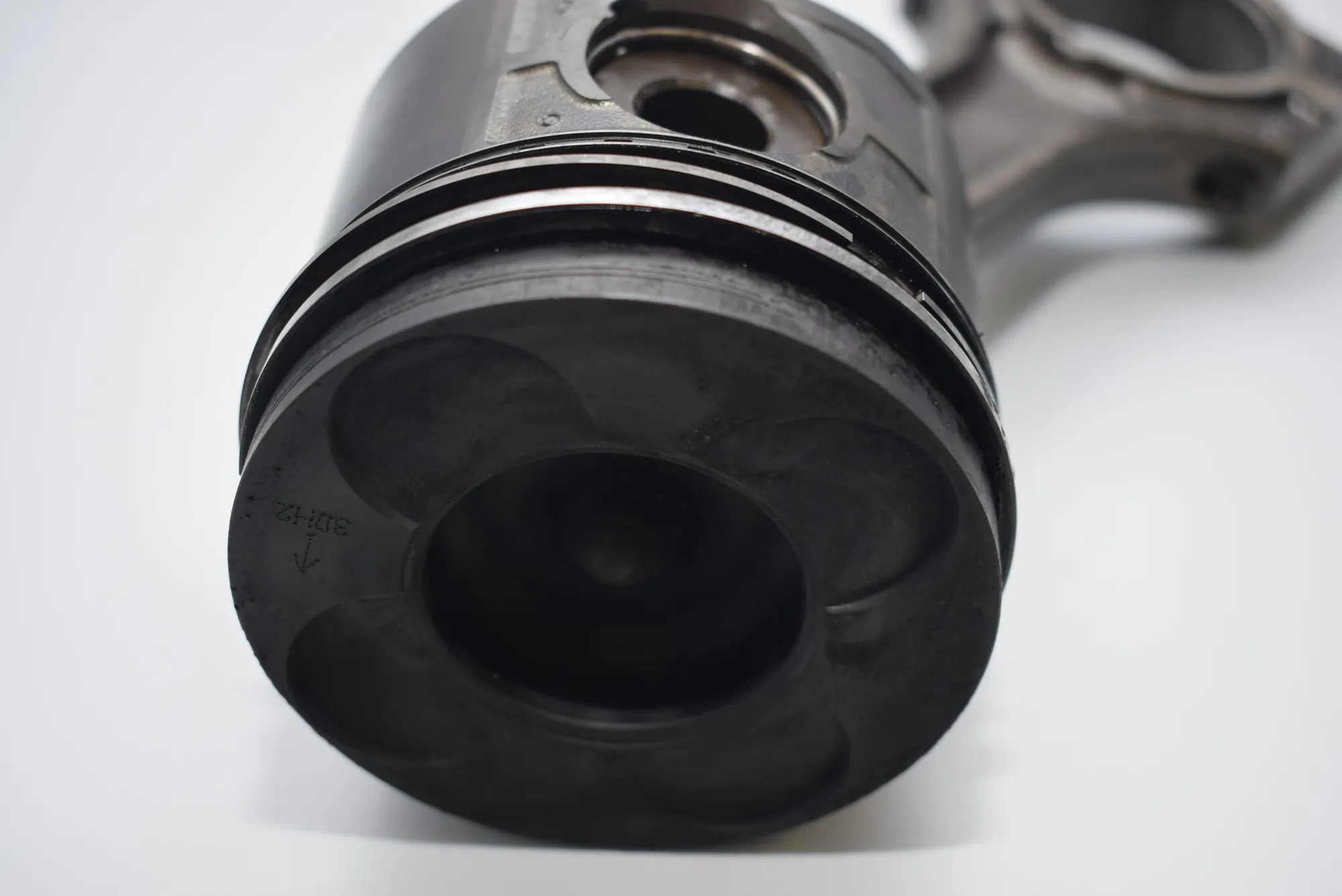 Piston – OEM NA · BMW 5 (E39) BMW 5 (E39) 1995 – 5