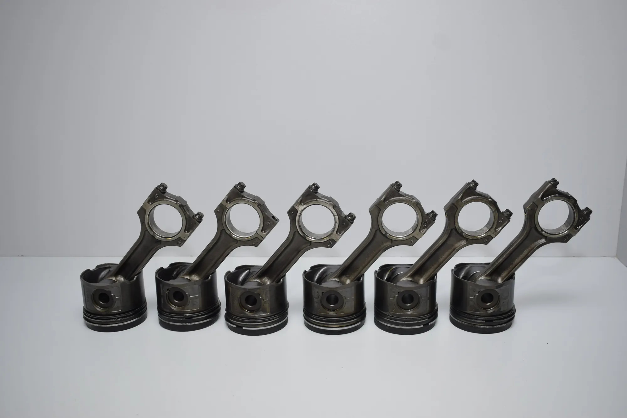 Piston – OEM NA · BMW 5 (E39) BMW 5 (E39) 1995 – 3