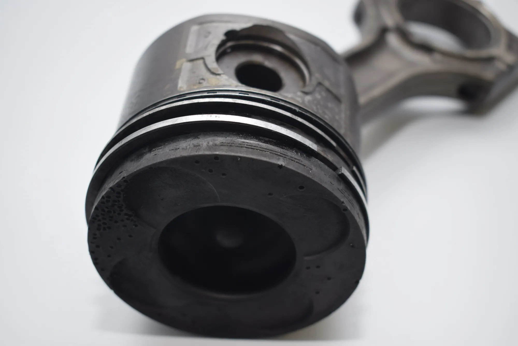Piston – OEM NA · BMW 5 (E39) BMW 5 (E39) 1995 – 2