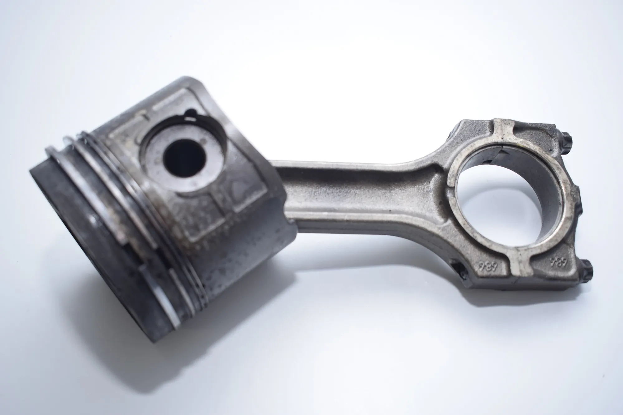 Piston – OEM NA · BMW 5 (E39) BMW 5 (E39) 1995