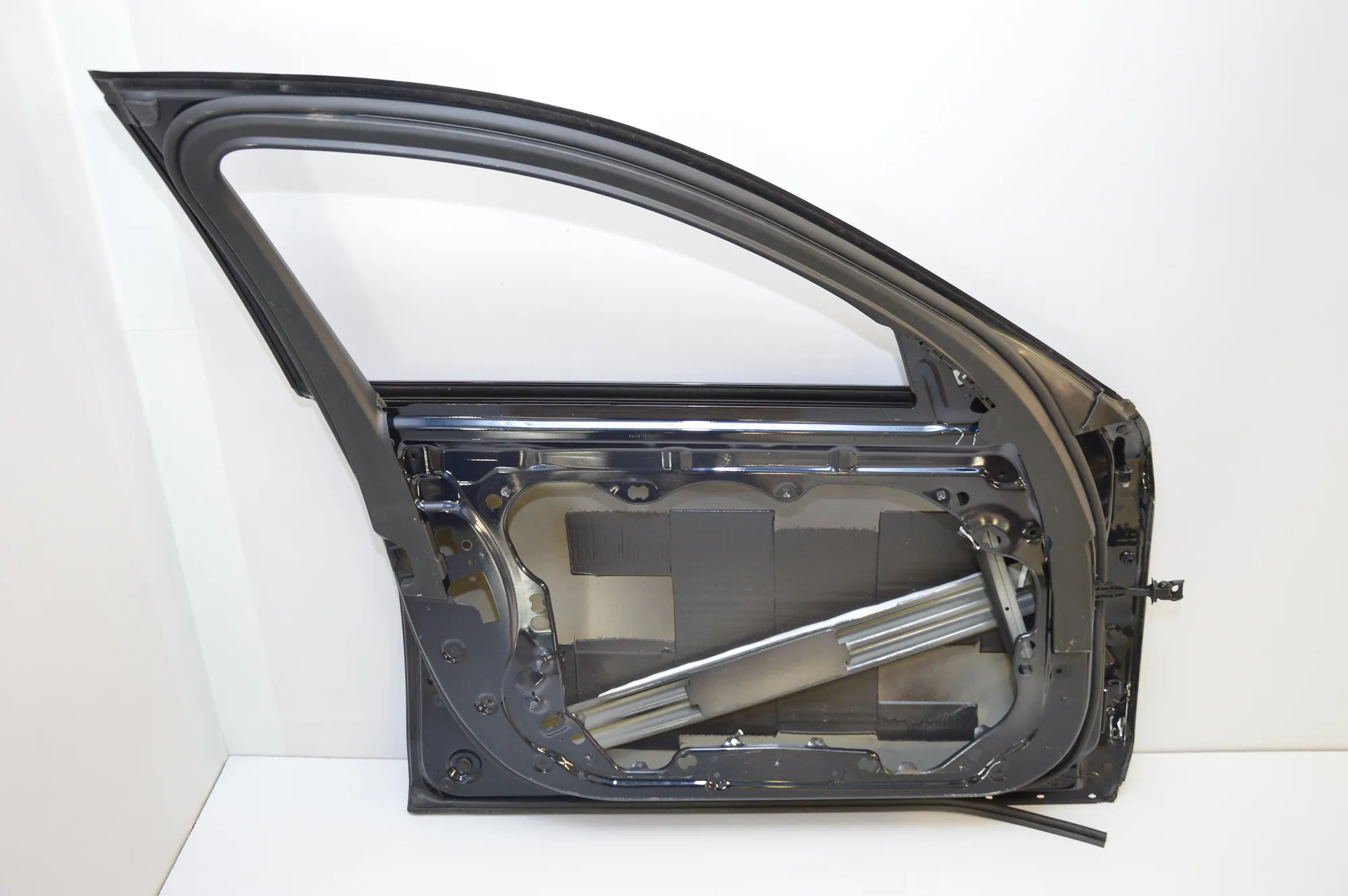 Front Left Door – OEM NA · BMW 5 Touring (G31) BMW 5 Touring (G31) 2017 – 6