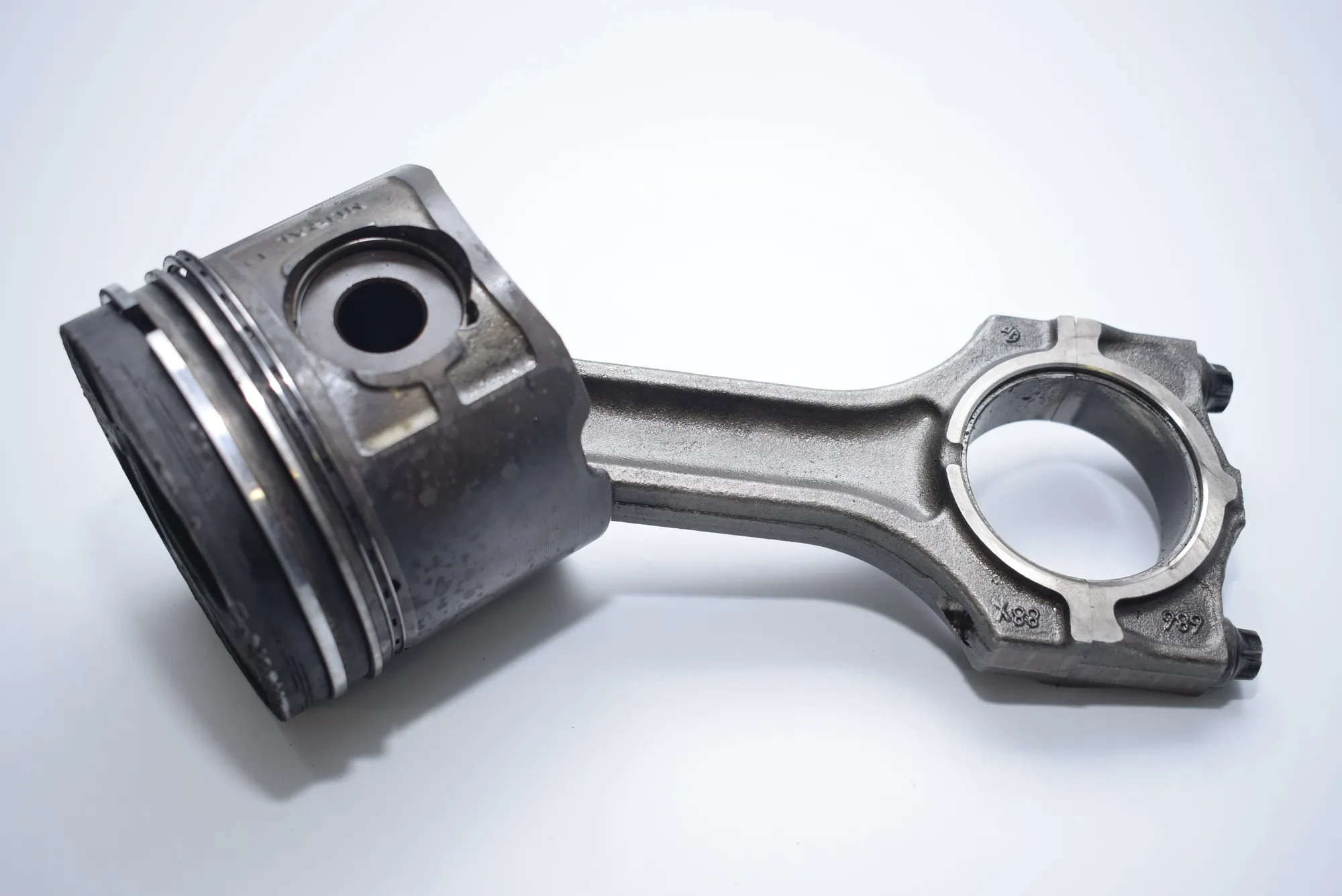 Piston – OEM NA · BMW 5 (E39) BMW 5 (E39) 1995